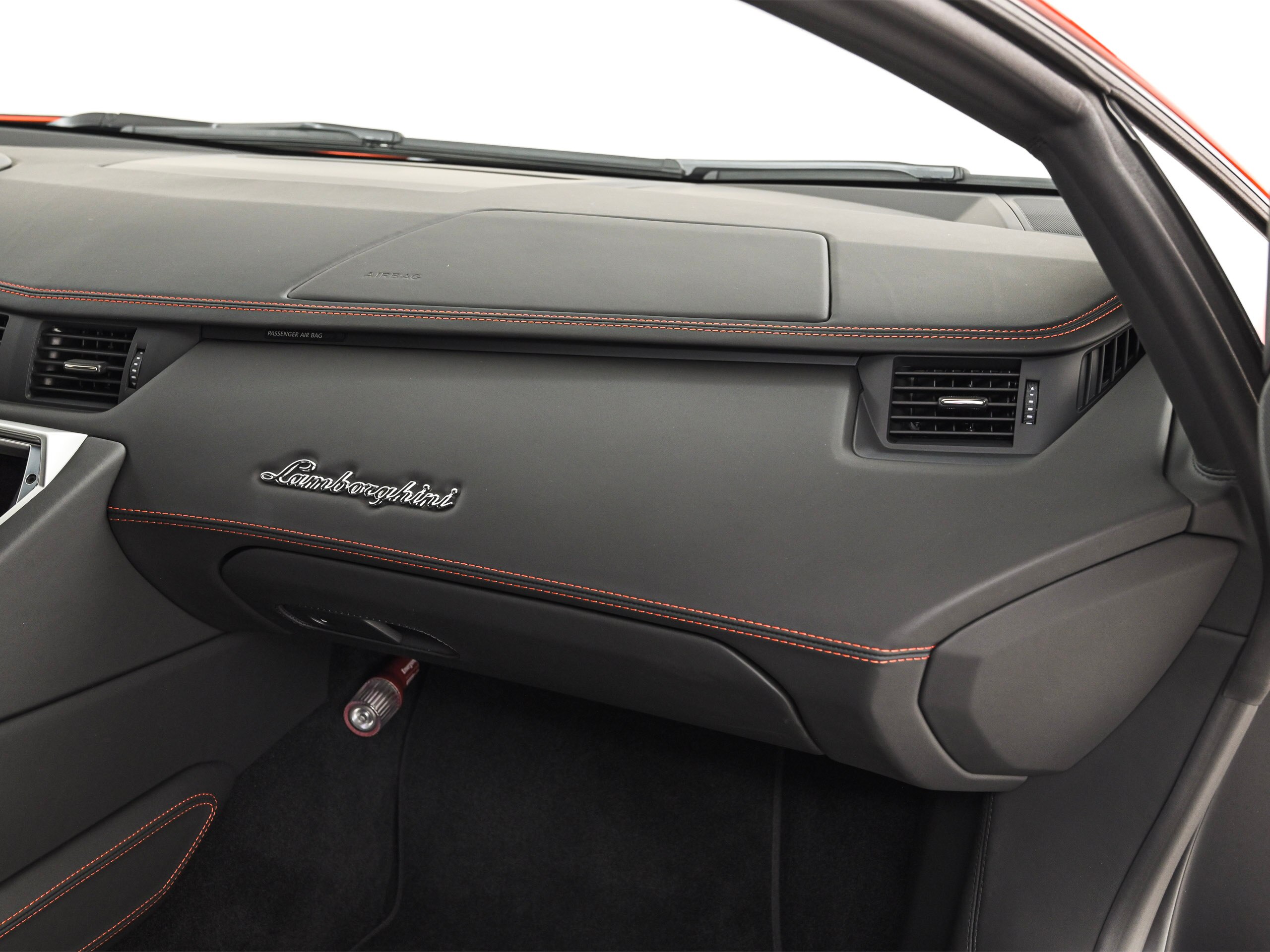 2013 Lamborghini Aventador LP700-4 — Photo 16 / 31