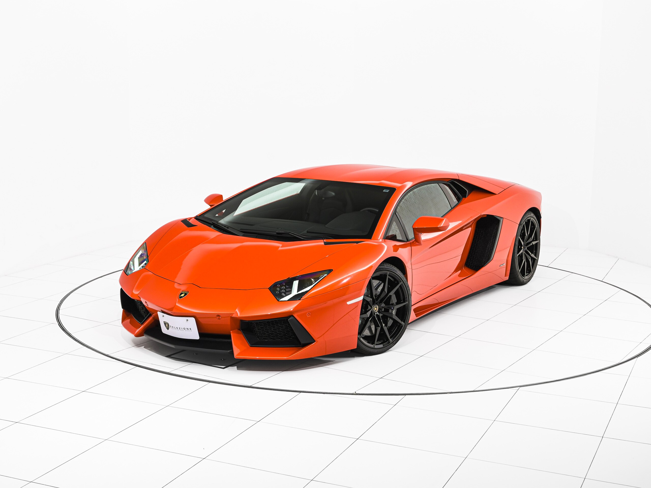 2013 Lamborghini Aventador LP700-4 — Photo 30 / 31