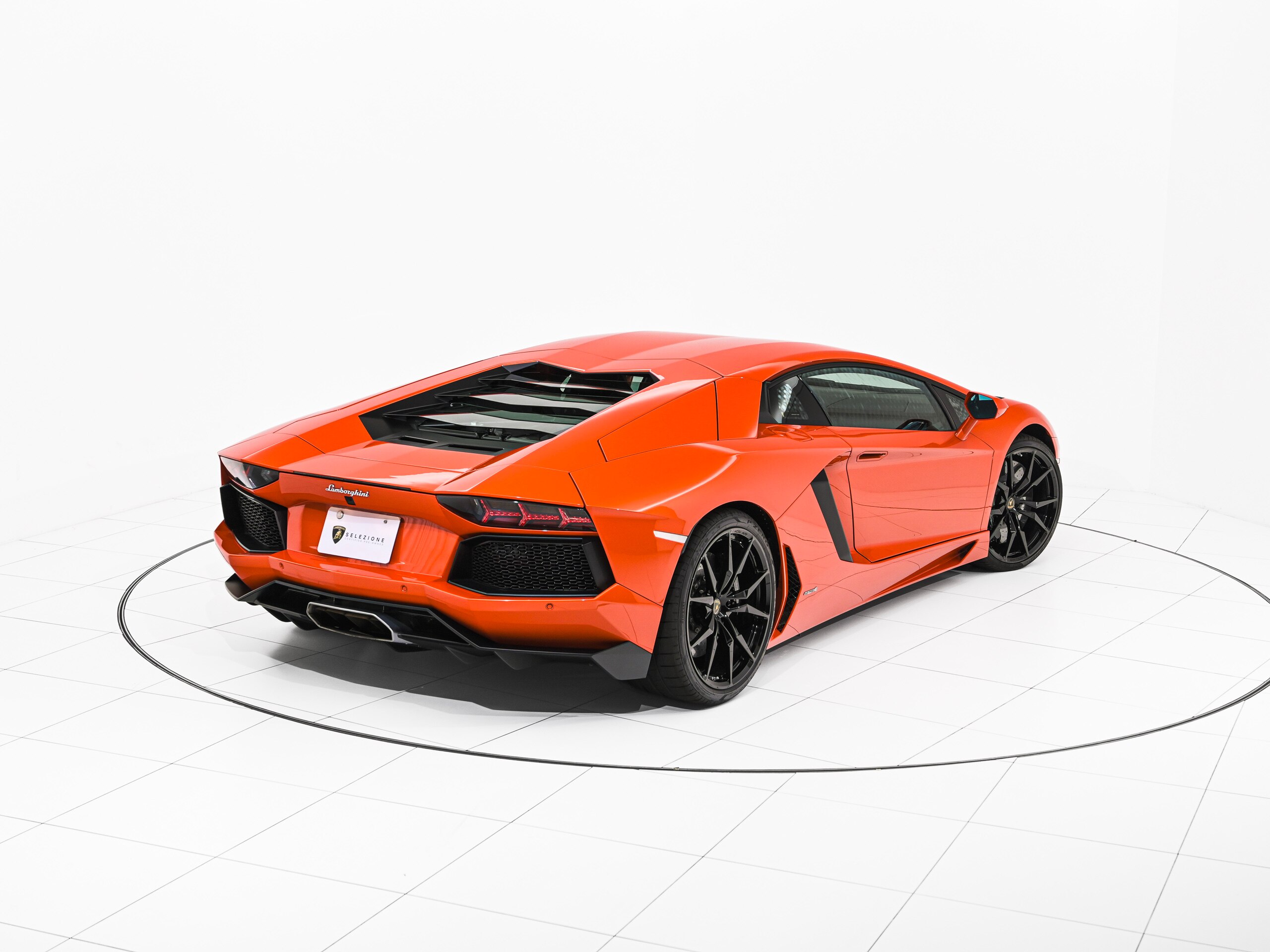 2013 Lamborghini Aventador LP700-4 — Photo 31 / 31