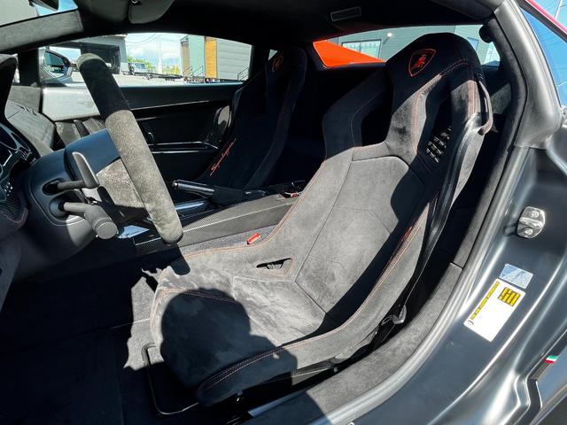 2013 Lamborghini Gallardo LP570-4 Superleggera — Photo 8 / 38