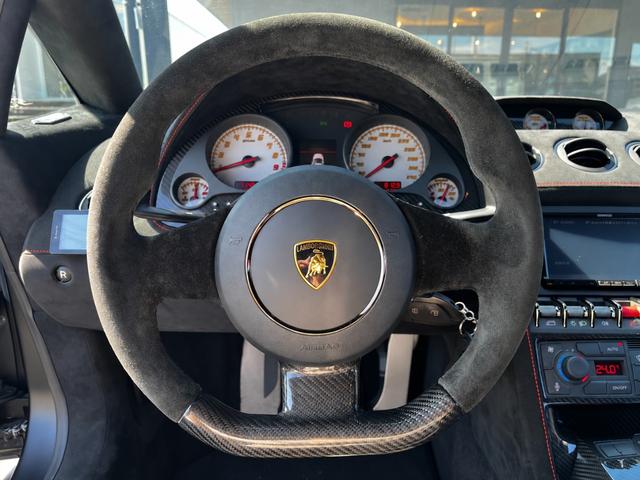 2013 Lamborghini Gallardo LP570-4 Superleggera — Photo 9 / 38