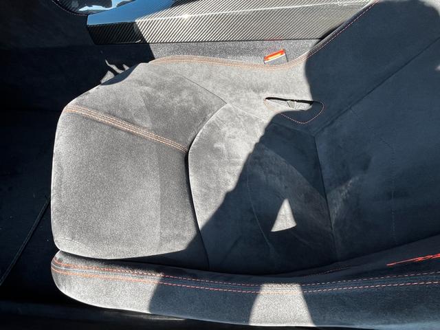 2013 Lamborghini Gallardo LP570-4 Superleggera — Photo 21 / 38