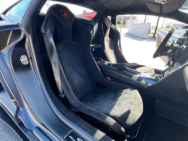 2013 Lamborghini Gallardo LP570-4 Superleggera — Photo 22 / 38
