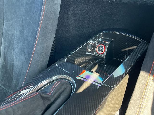 2013 Lamborghini Gallardo LP570-4 Superleggera — Photo 28 / 38