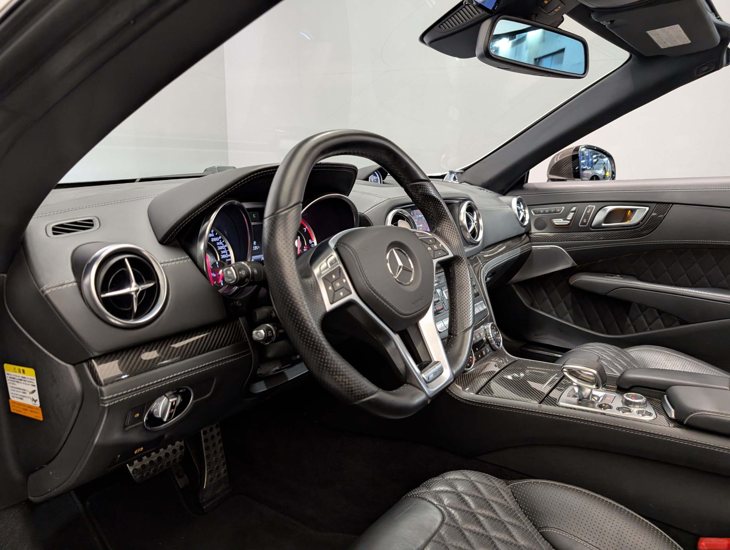 2013 Mercedes Benz SL65 AMG — Photo 8 / 37