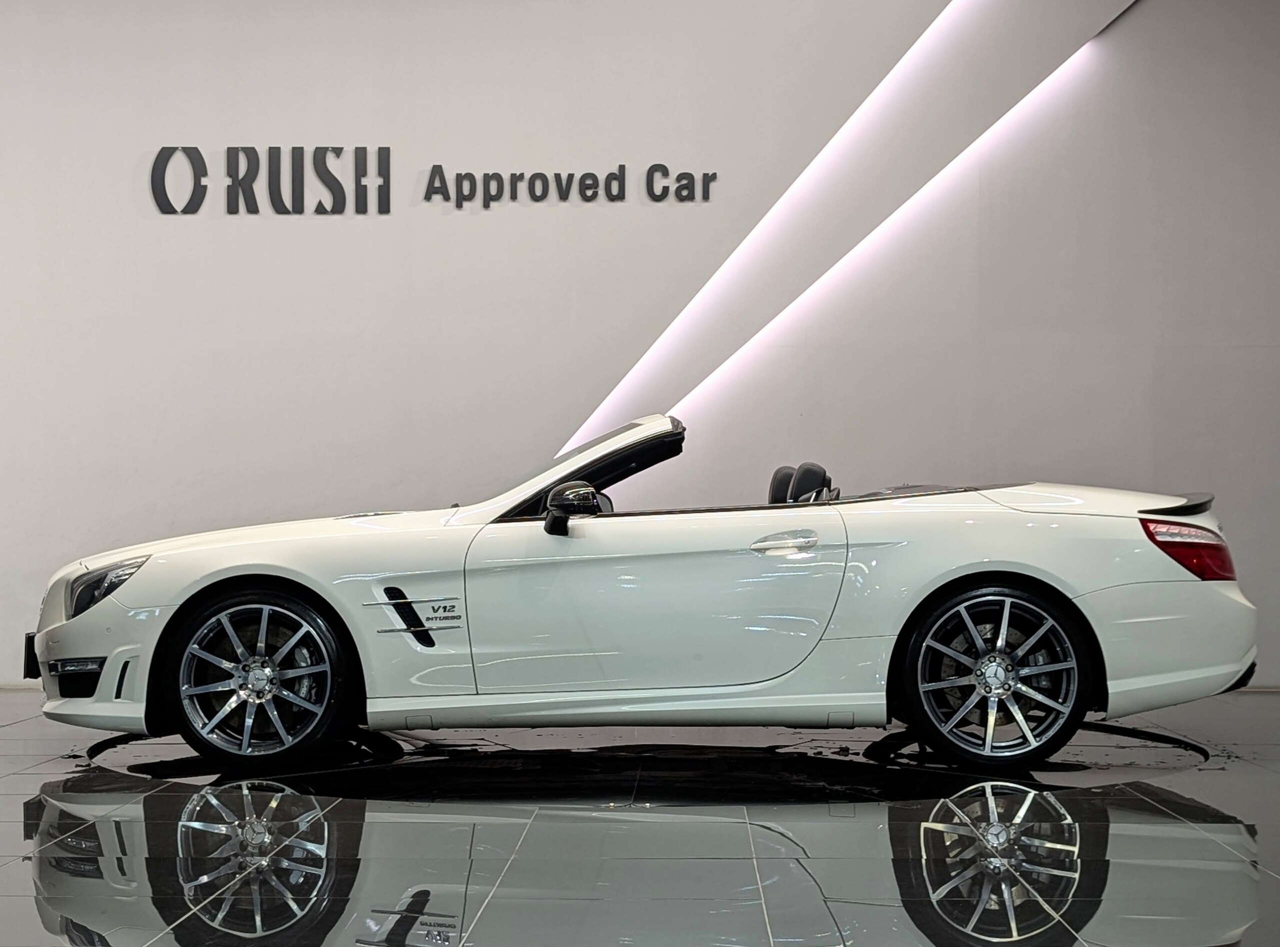2013 Mercedes Benz SL65 AMG — Photo 12 / 37