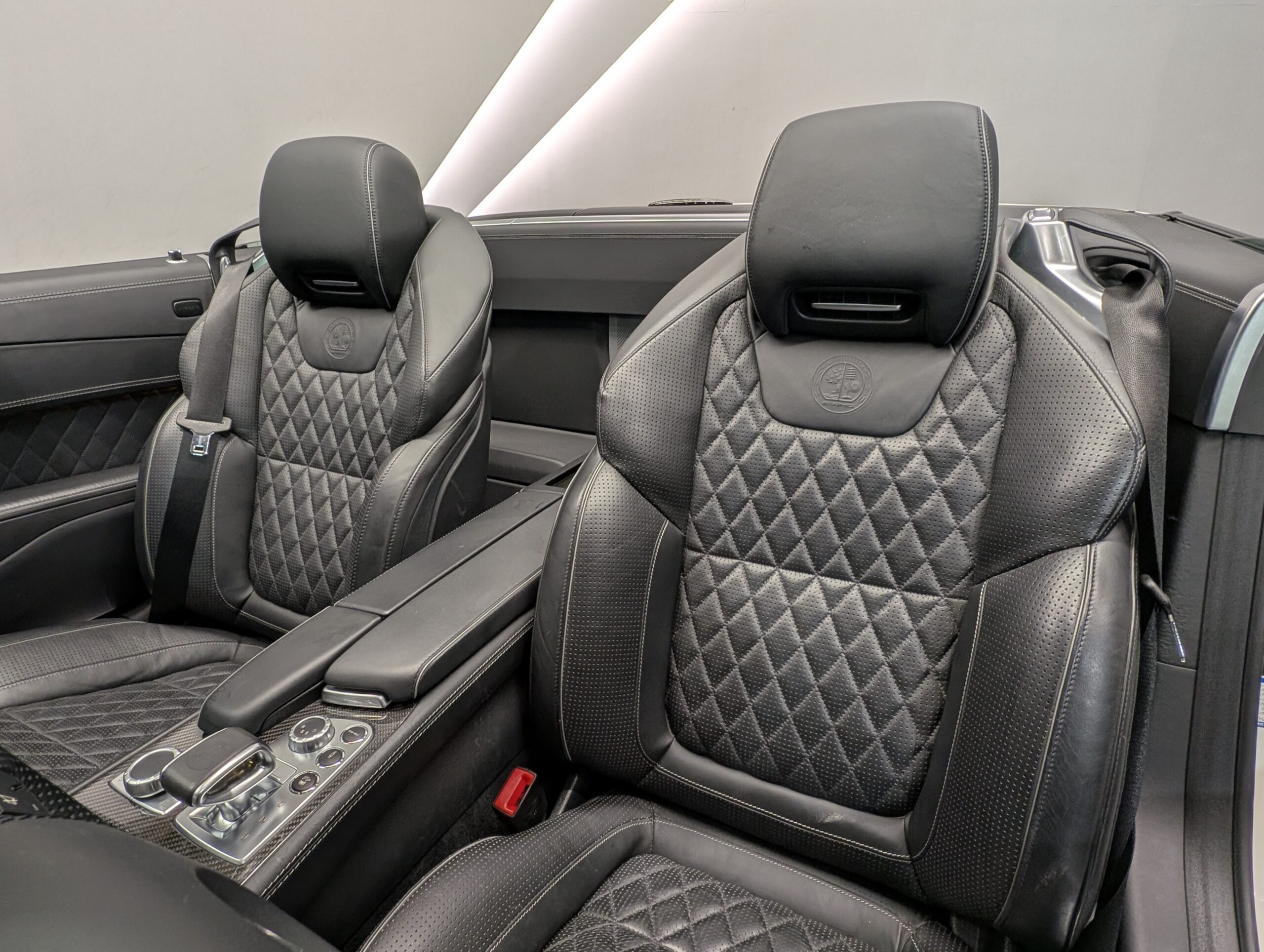 2013 Mercedes Benz SL65 AMG — Photo 17 / 37