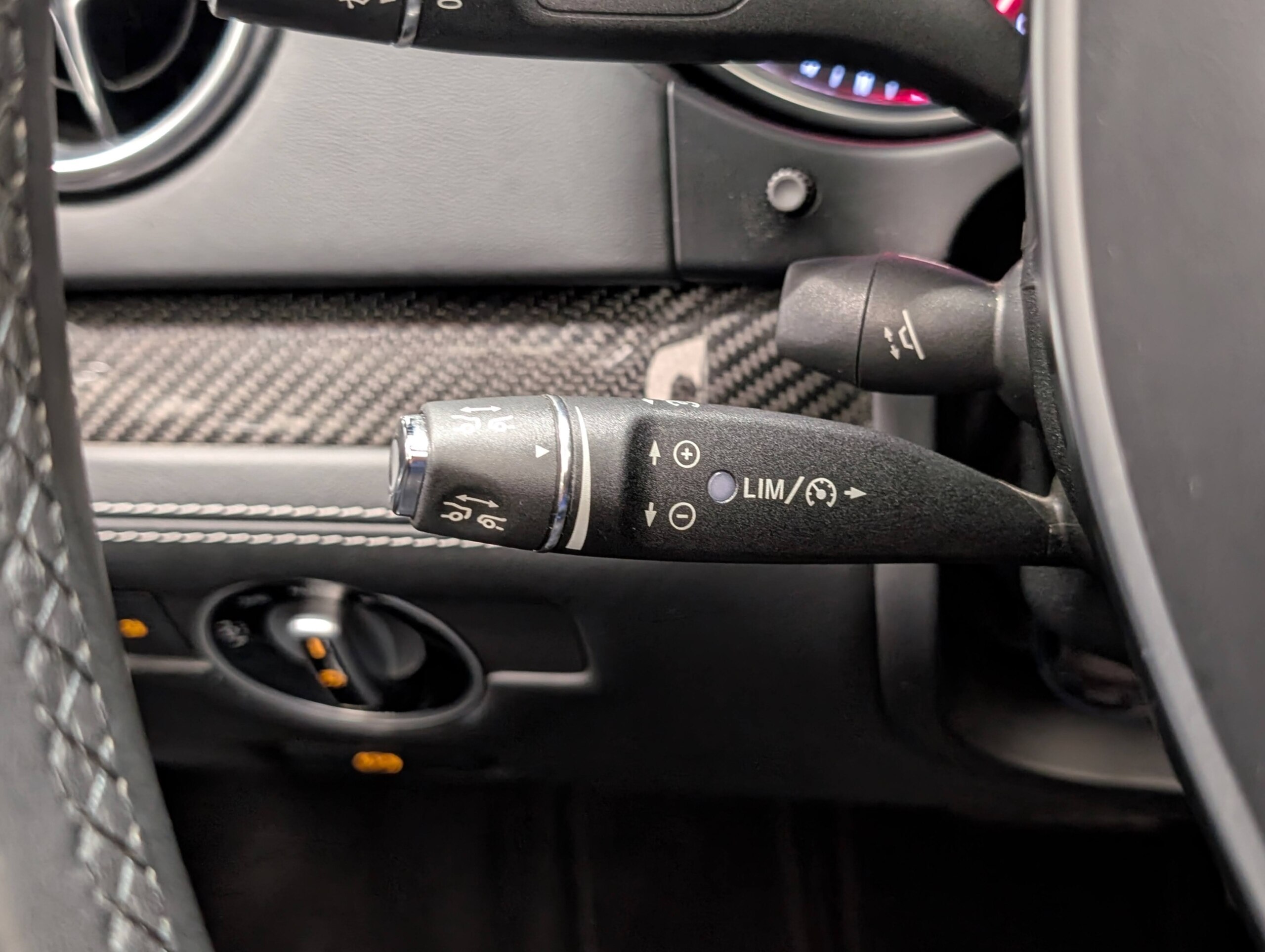 2013 Mercedes Benz SL65 AMG — Photo 27 / 37
