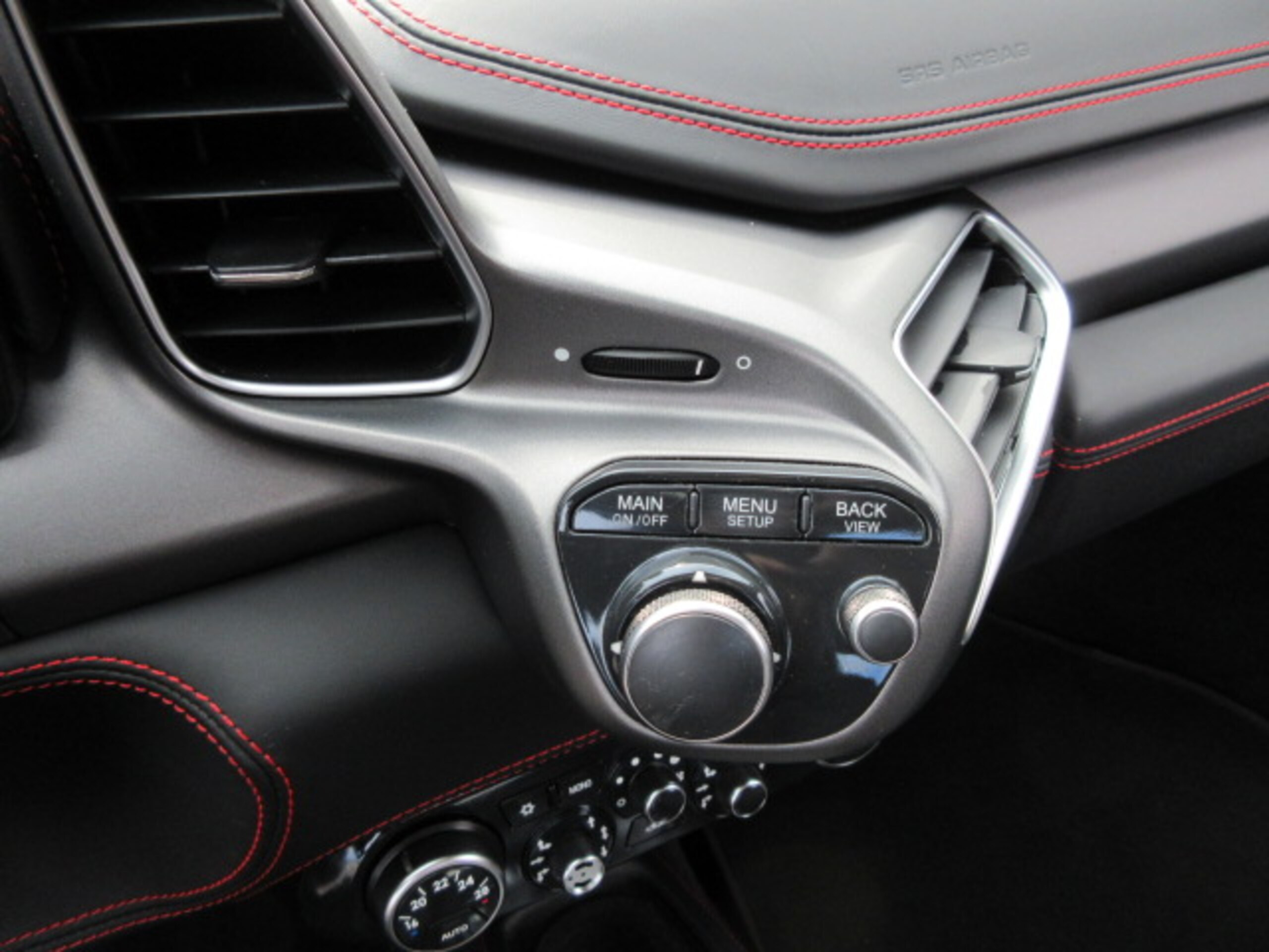 2014 Ferrari 458 Italia F1 DCT — Photo 35 / 53