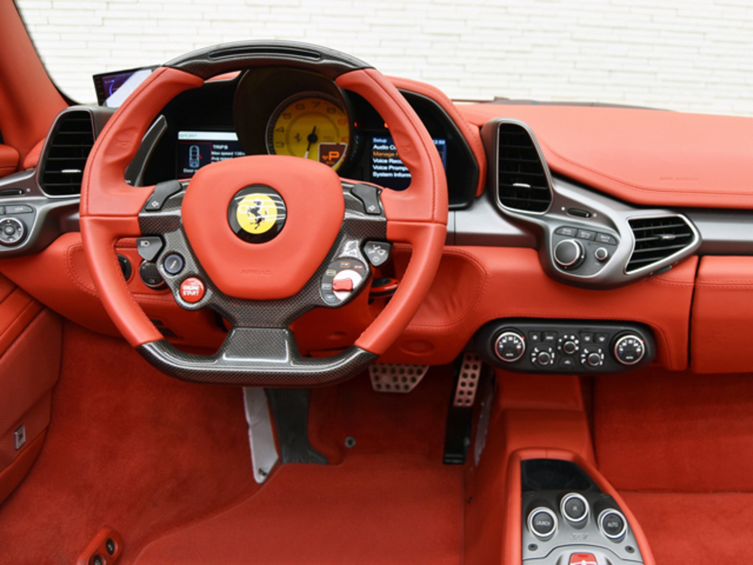 2014 Ferrari 458 Spider — Photo 9 / 28