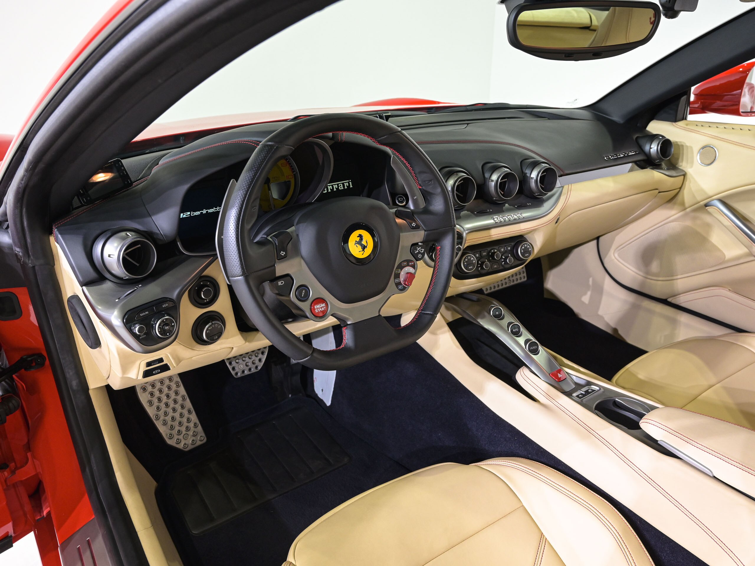 2014 Ferrari F12 Berlinetta 20-inch diamond-cut forged wheels for sale in Japan