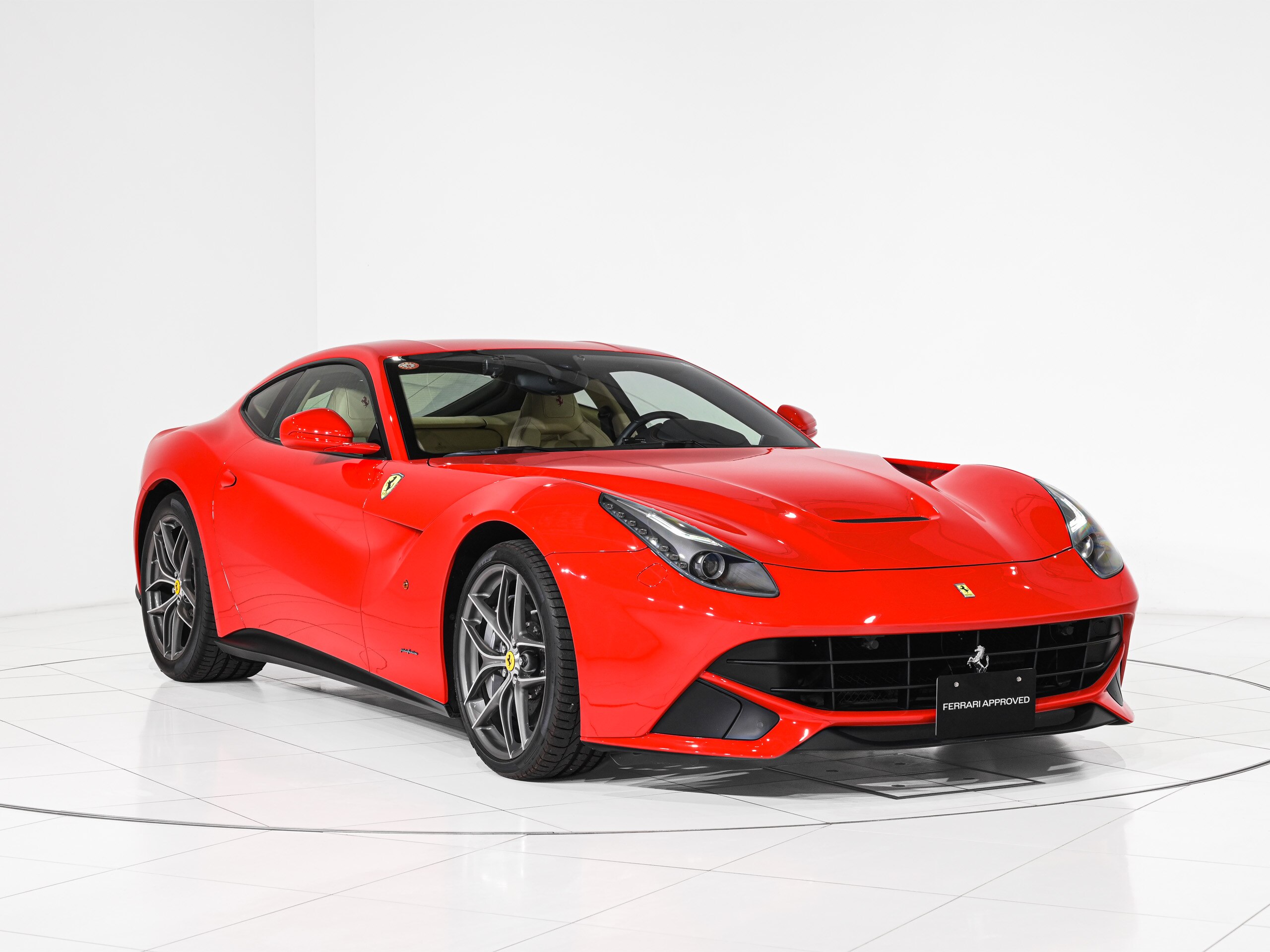 2014 Ferrari F12 Berlinetta — Photo 27 / 34