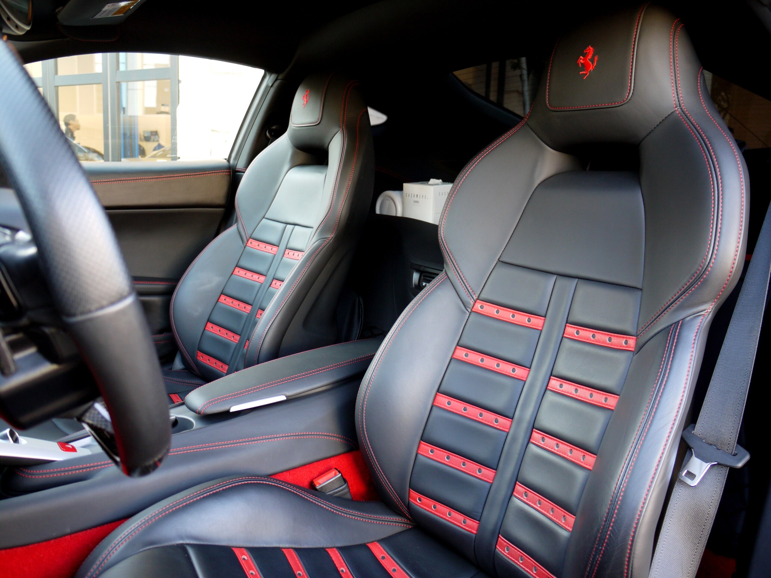 2014 Ferrari F12 Berlinetta — Photo 8 / 10