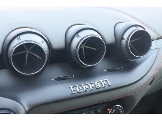 2014 Ferrari F12 Berlinetta — Photo 15 / 23