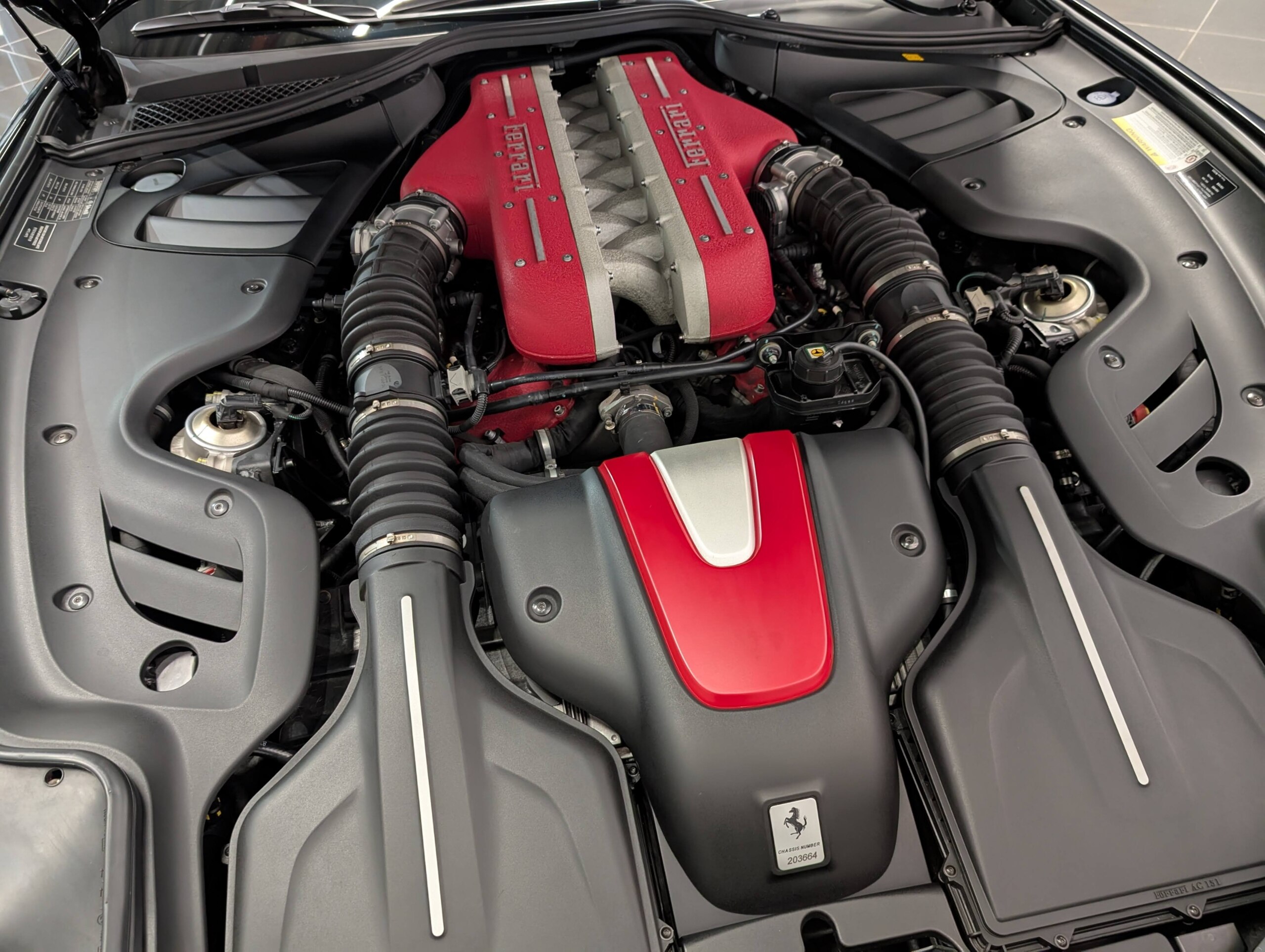 2014 Ferrari FF — Photo 21 / 38
