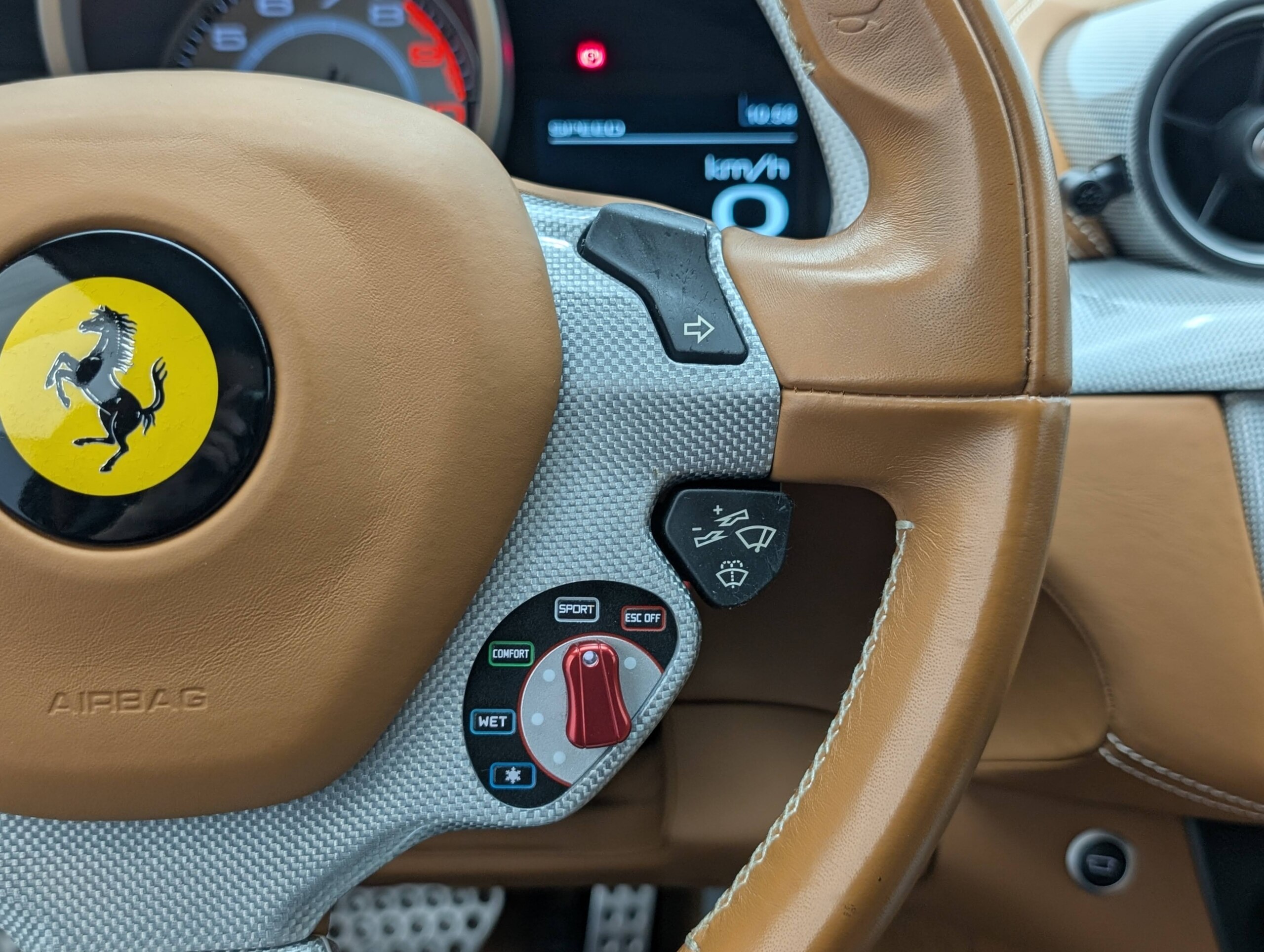 2014 Ferrari FF — Photo 22 / 38