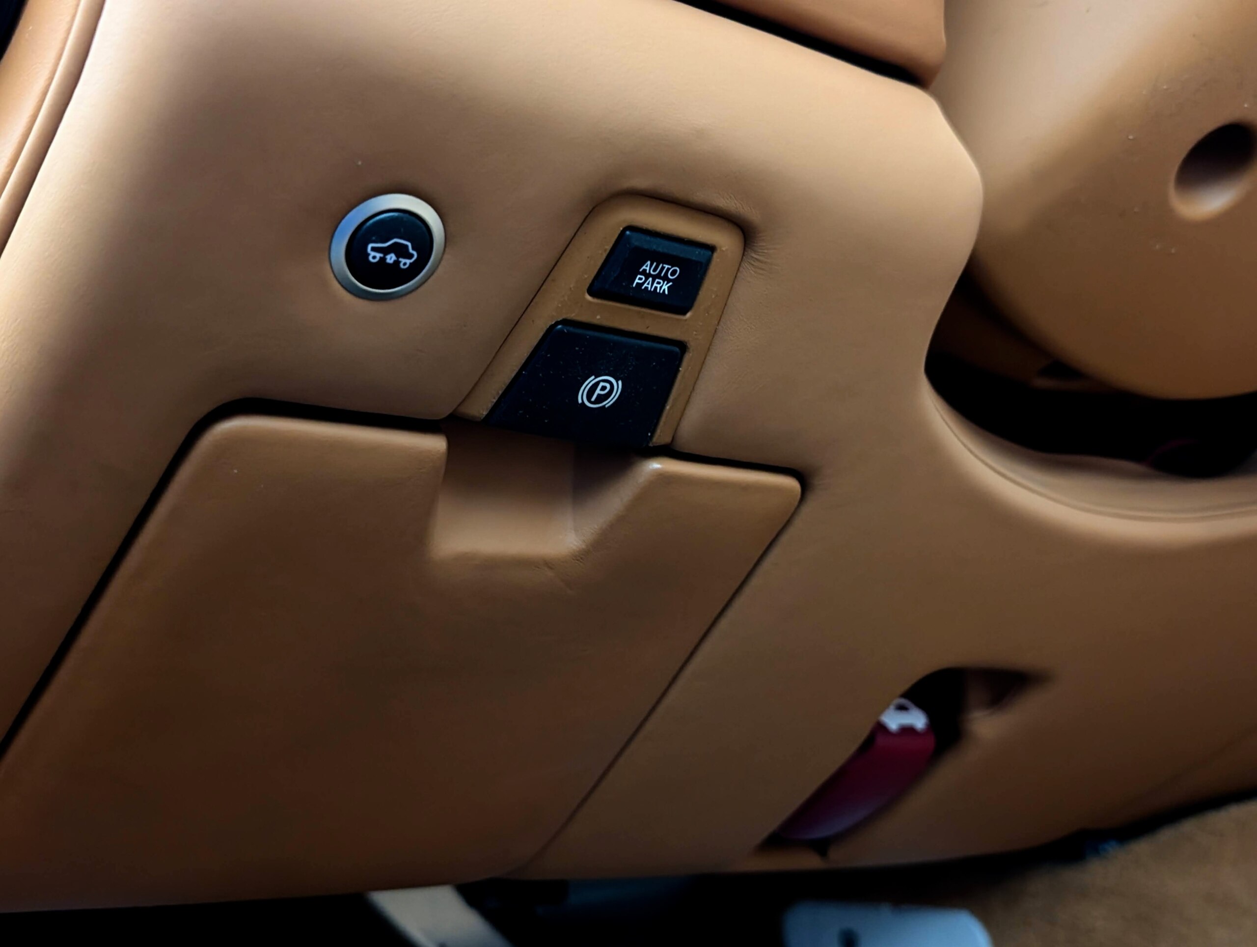 2014 Ferrari FF — Photo 29 / 38