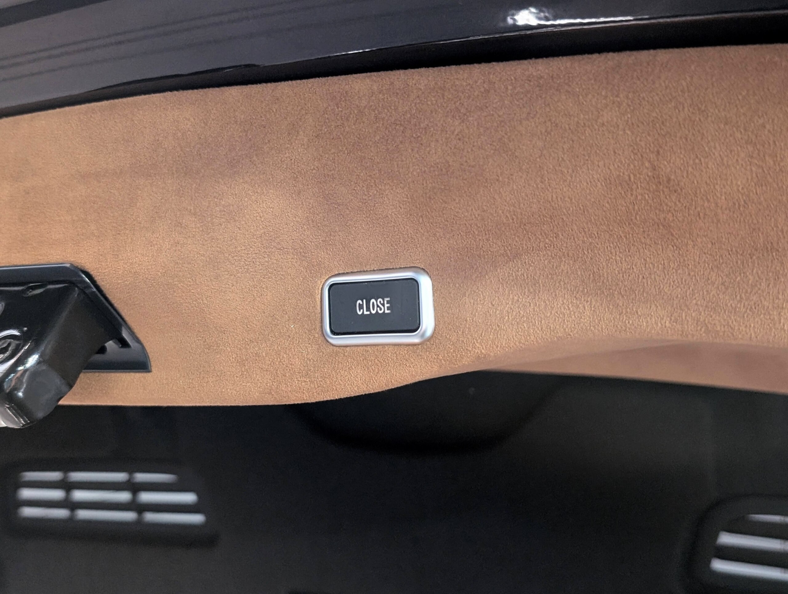 2014 Ferrari FF — Photo 36 / 38