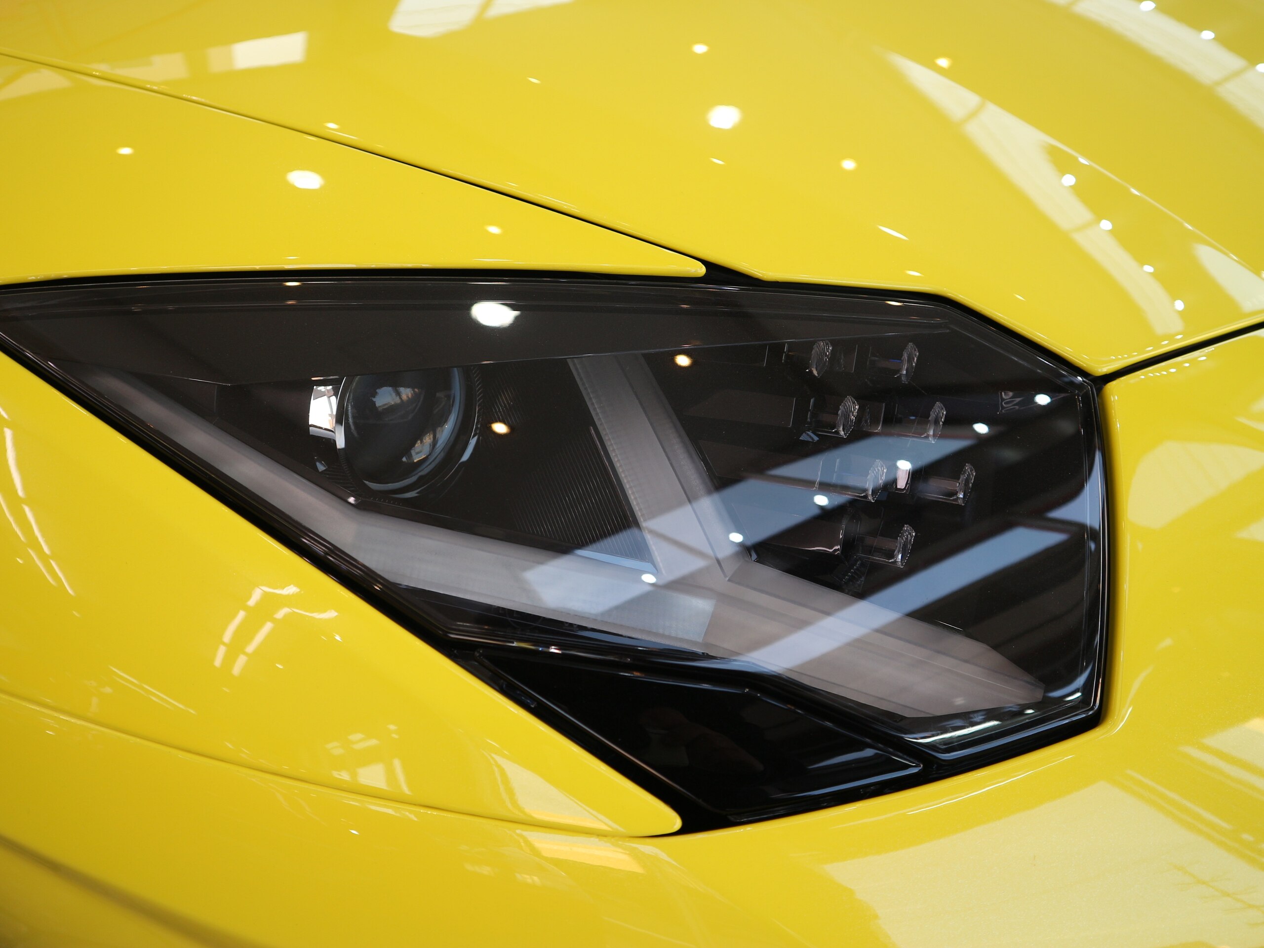 2014 Lamborghini Aventador LP720-4 — Photo 23 / 33