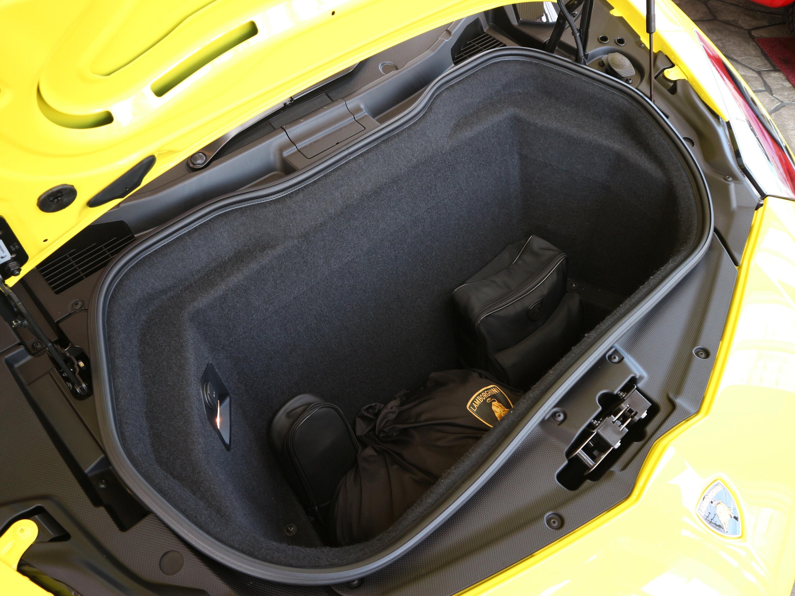 2014 Lamborghini Aventador LP720-4 — Photo 31 / 33