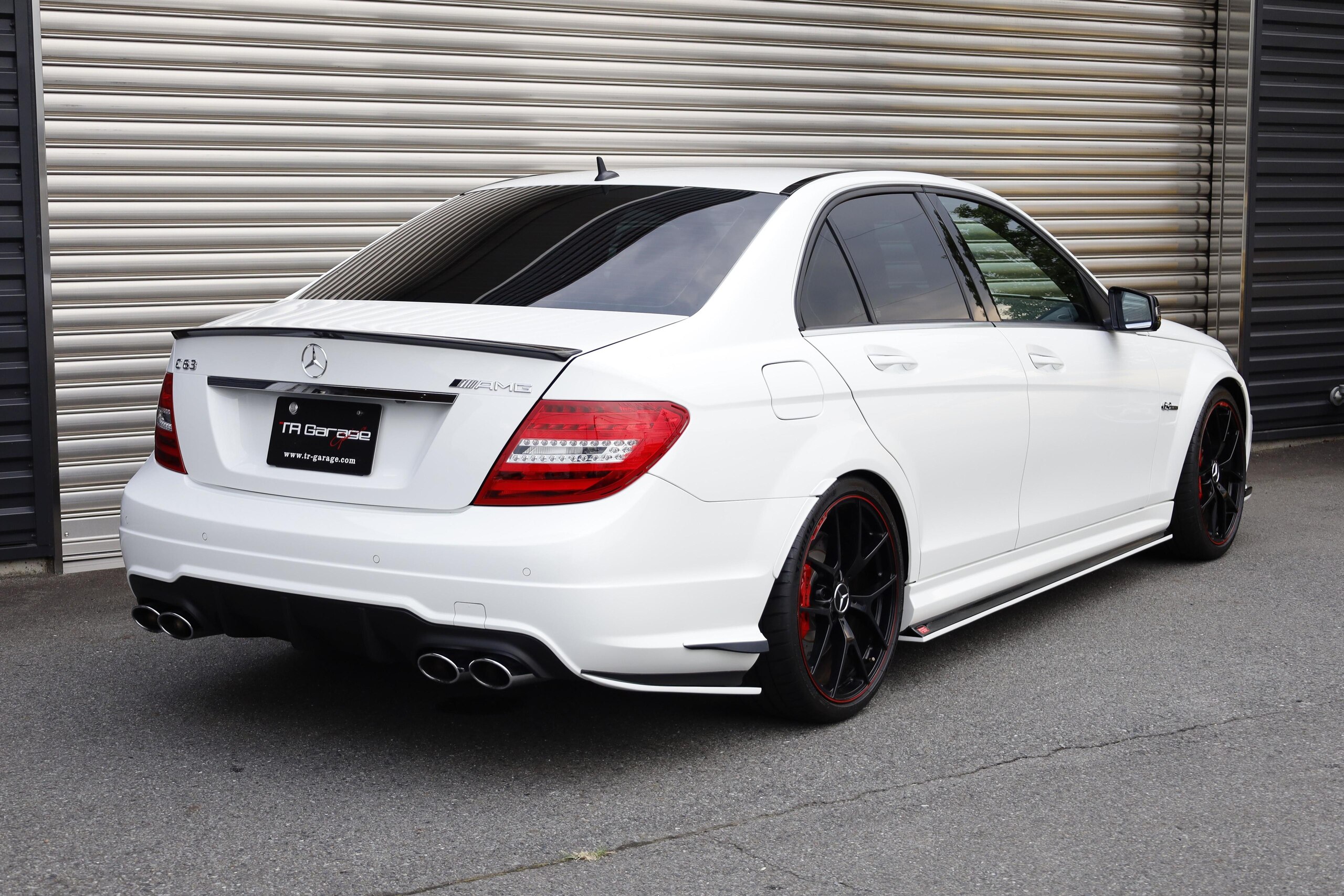 2014 Mercedes Benz C63 AMG — Photo 16 / 24