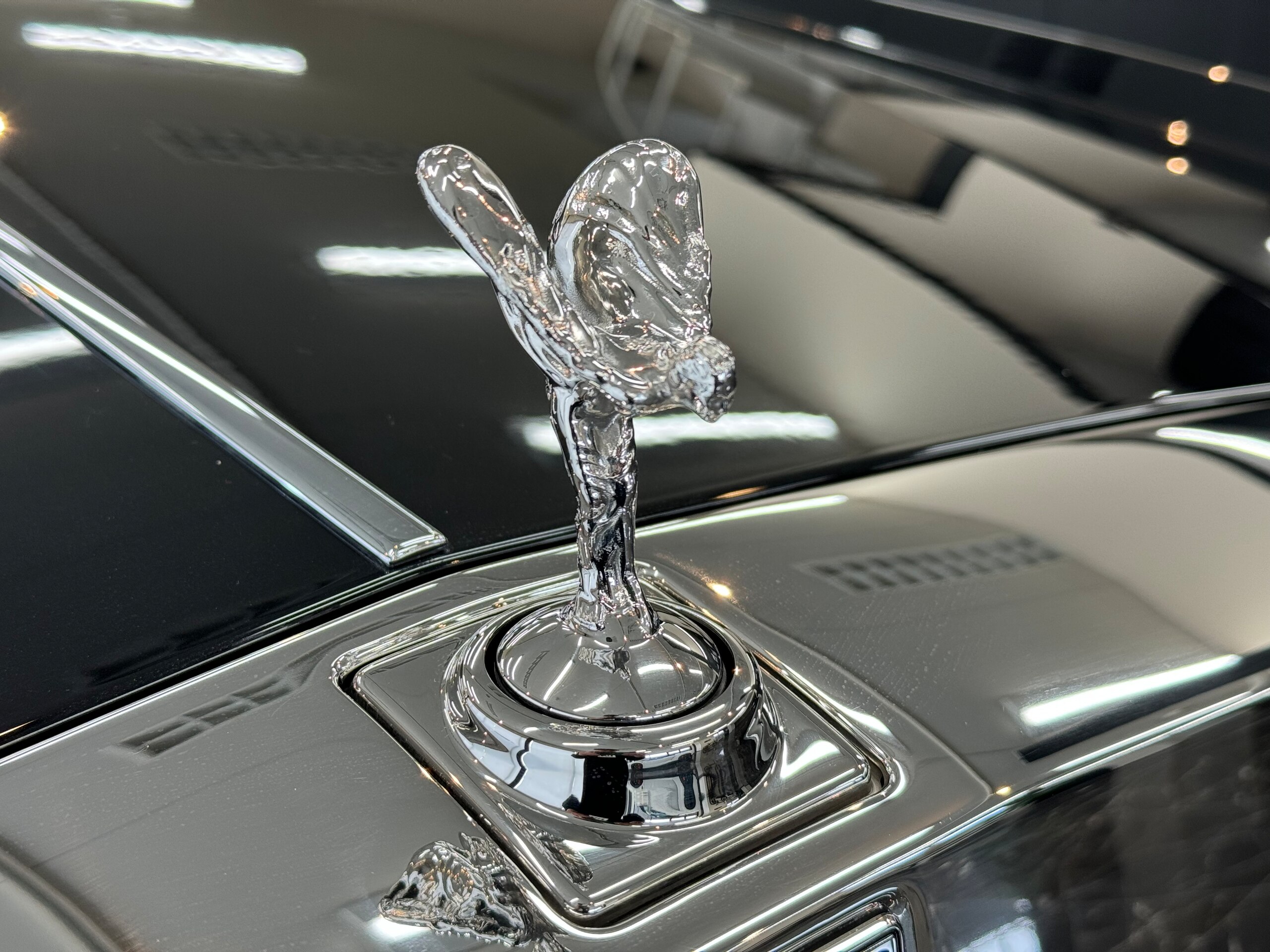 2014 Rolls-Royce Phantom — Photo 13 / 60