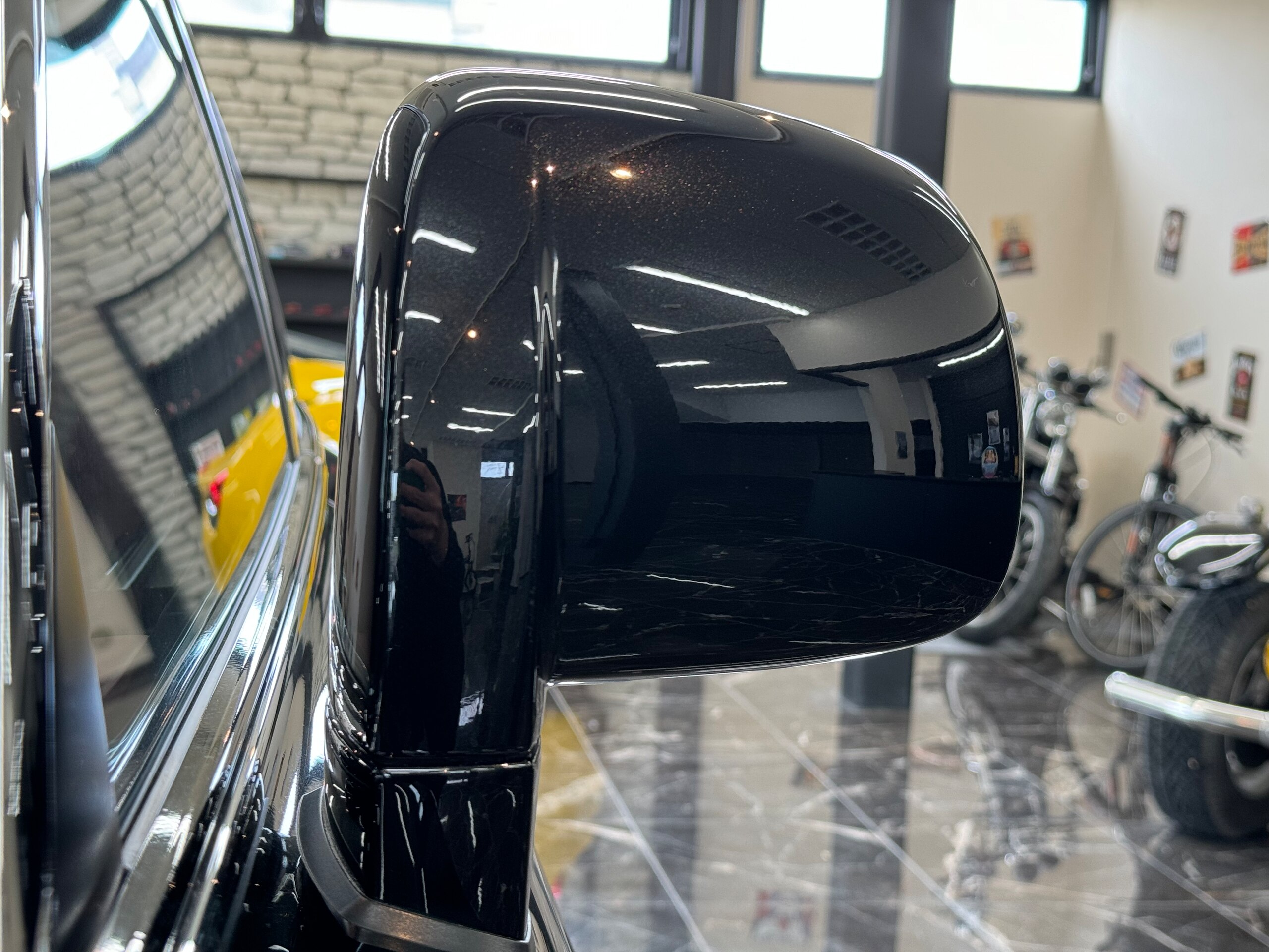 2014 Rolls-Royce Phantom — Photo 15 / 60