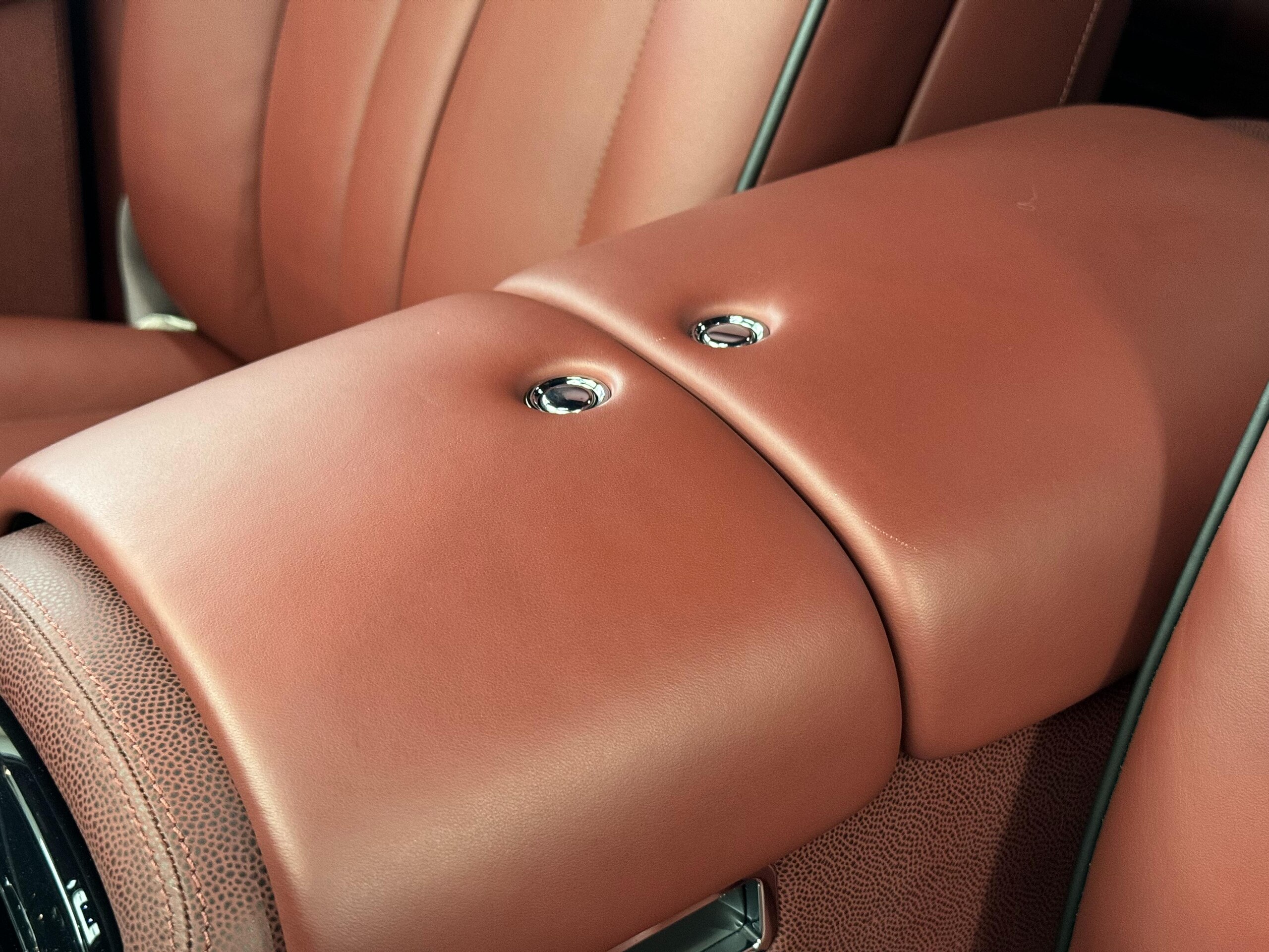 2014 Rolls-Royce Phantom — Photo 36 / 60