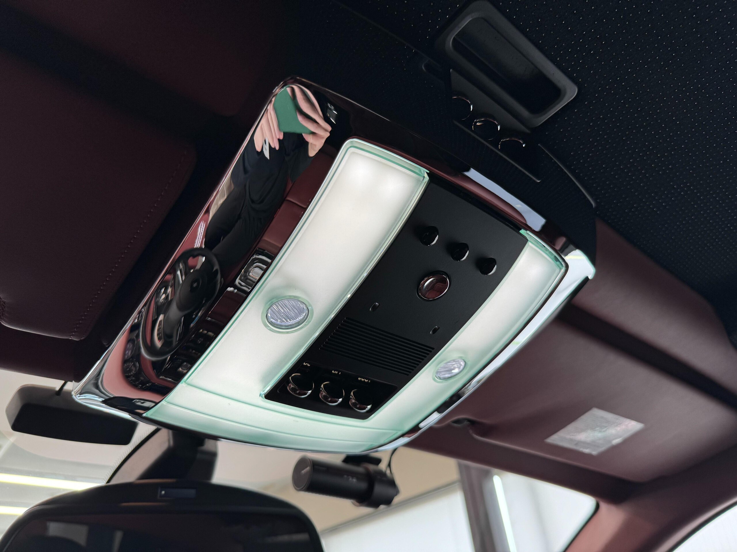 2014 Rolls-Royce Phantom — Photo 38 / 60