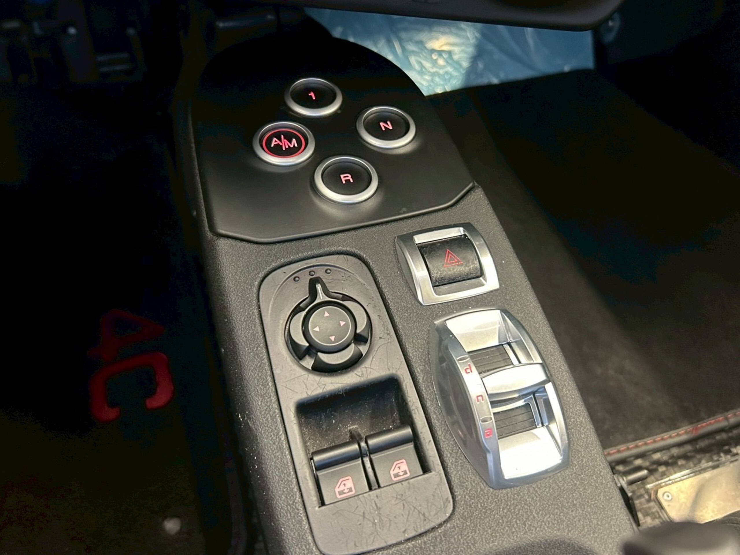 2015 Alfa Romeo 4C — Photo 8 / 34