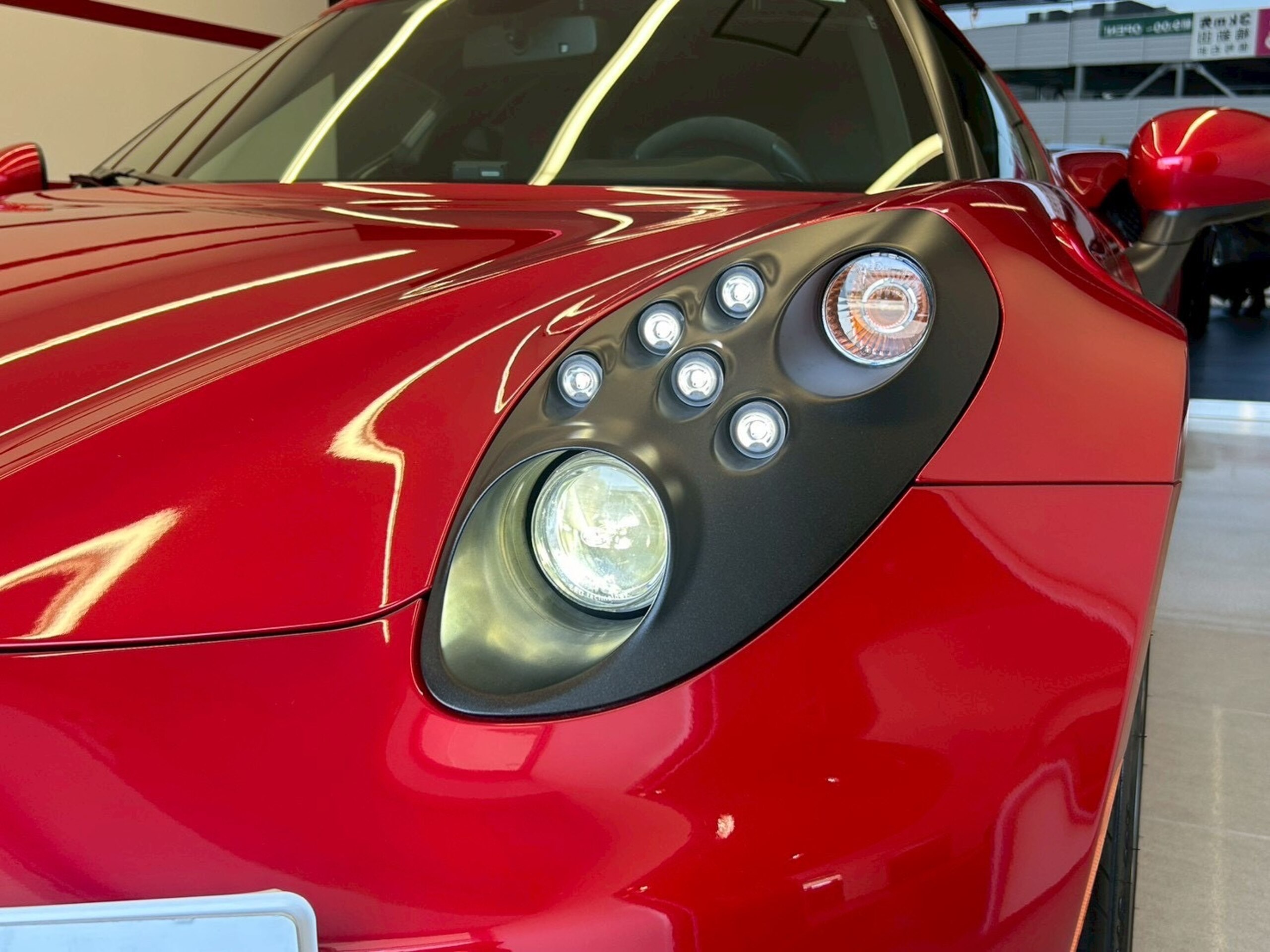 2015 Alfa Romeo 4C — Photo 19 / 34