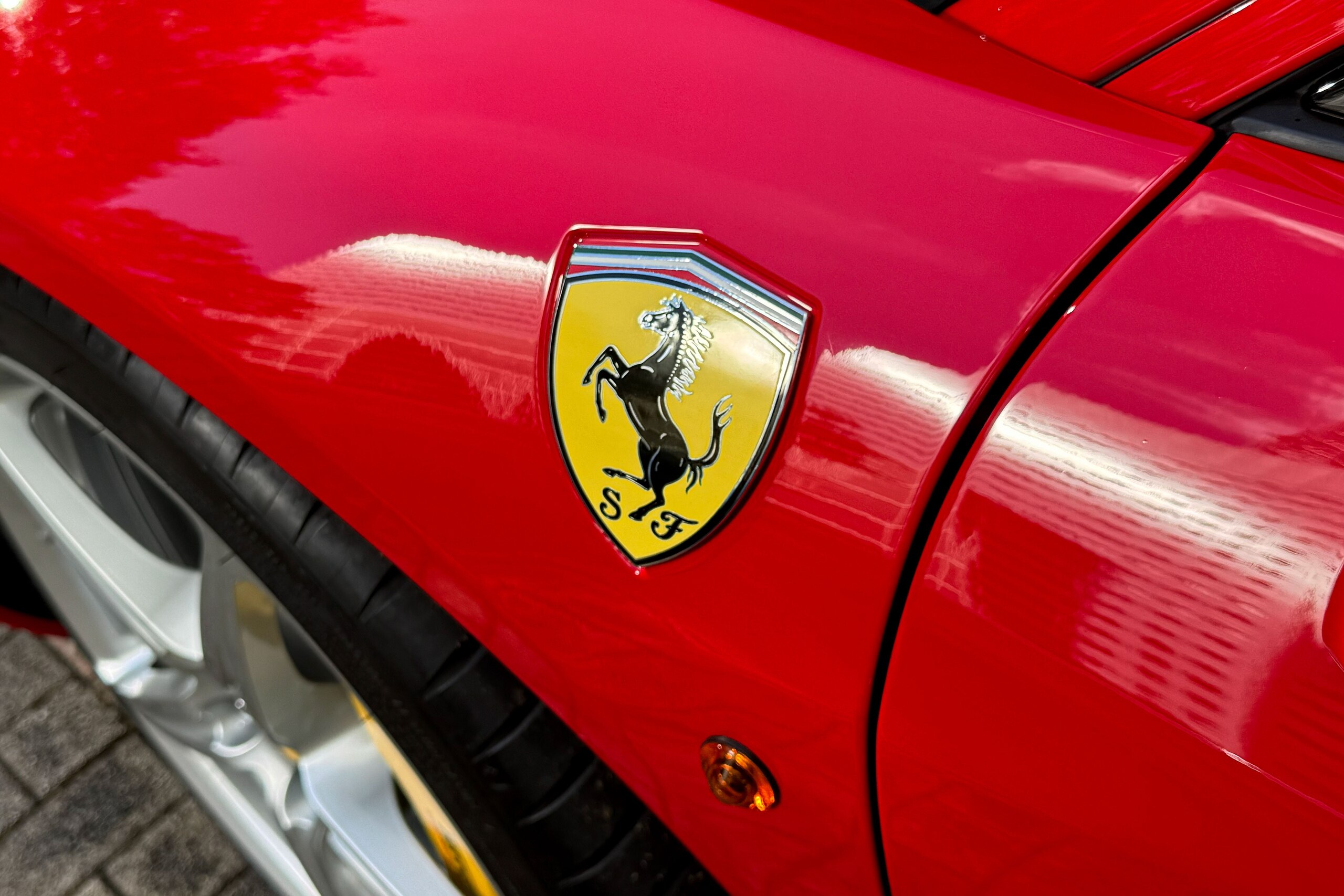 2015 Ferrari 458 Italia F1 DCT — Photo 6 / 11