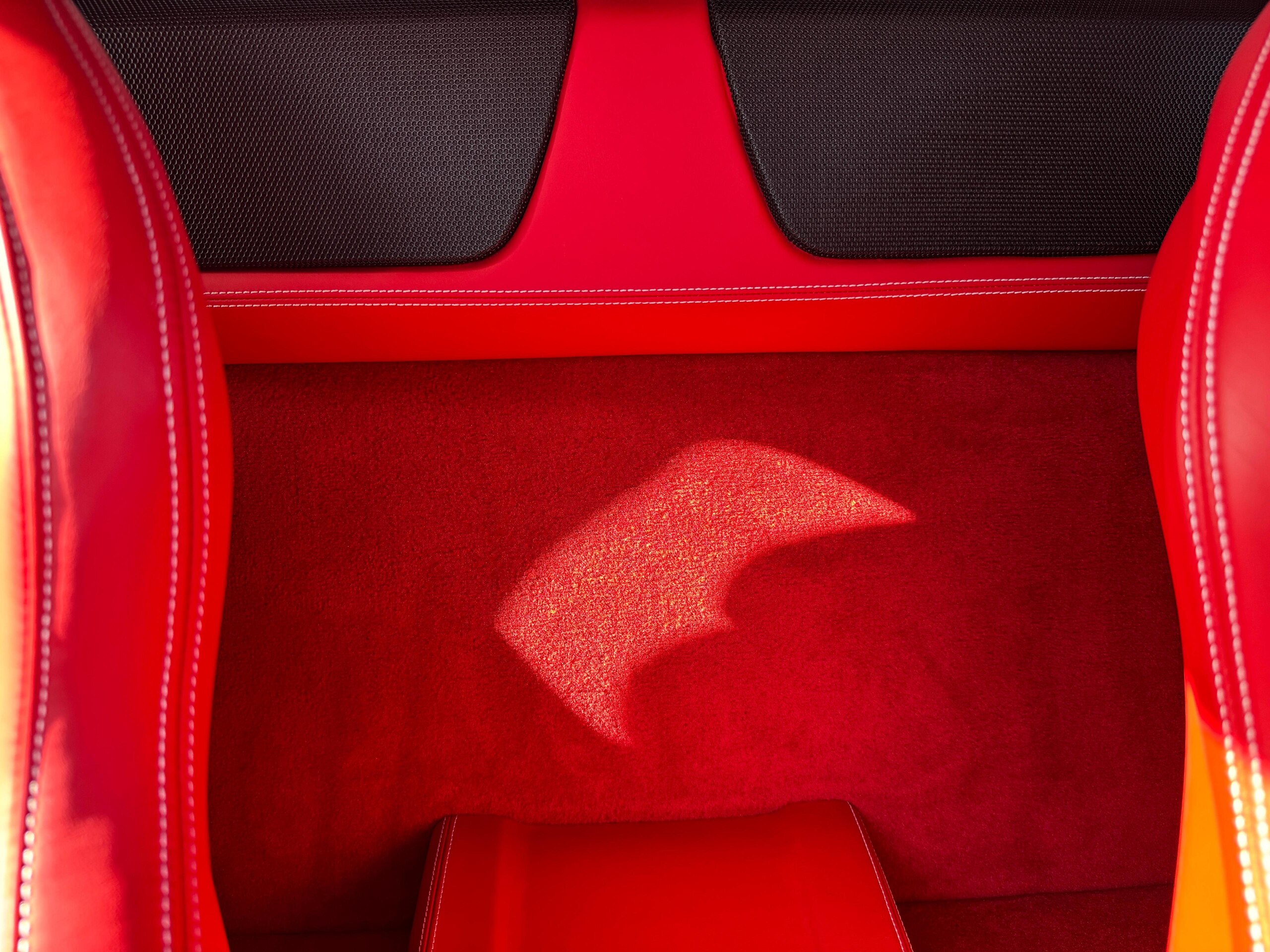 2015 Ferrari 458 Italia F1 DCT — Photo 22 / 53