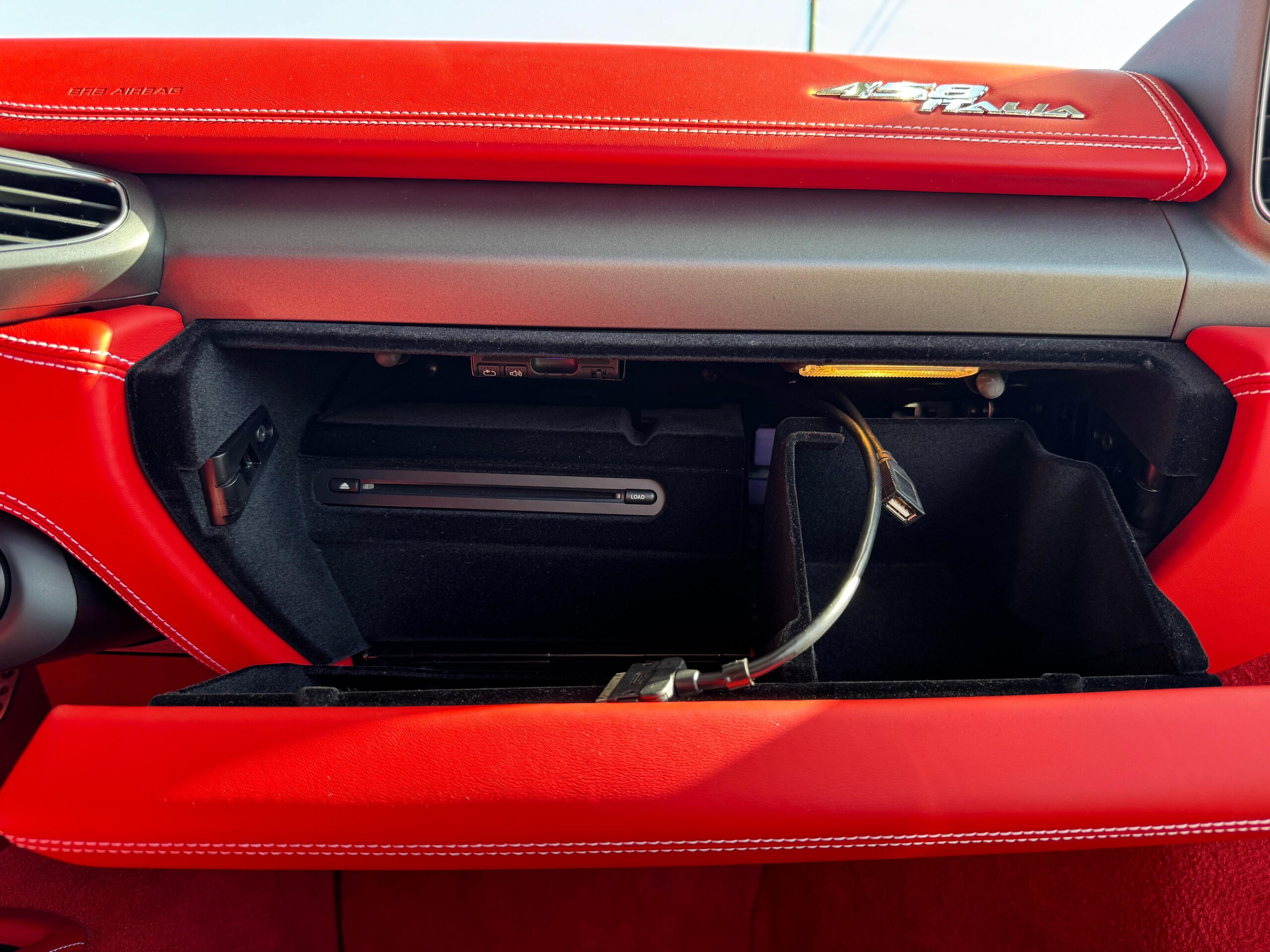 2015 Ferrari 458 Italia F1 DCT — Photo 25 / 53
