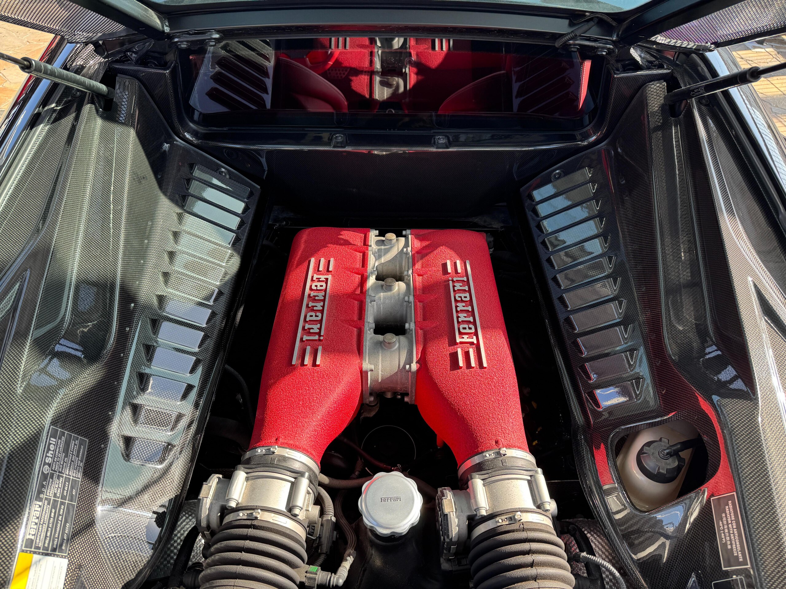 2015 Ferrari 458 Italia F1 DCT — Photo 27 / 53