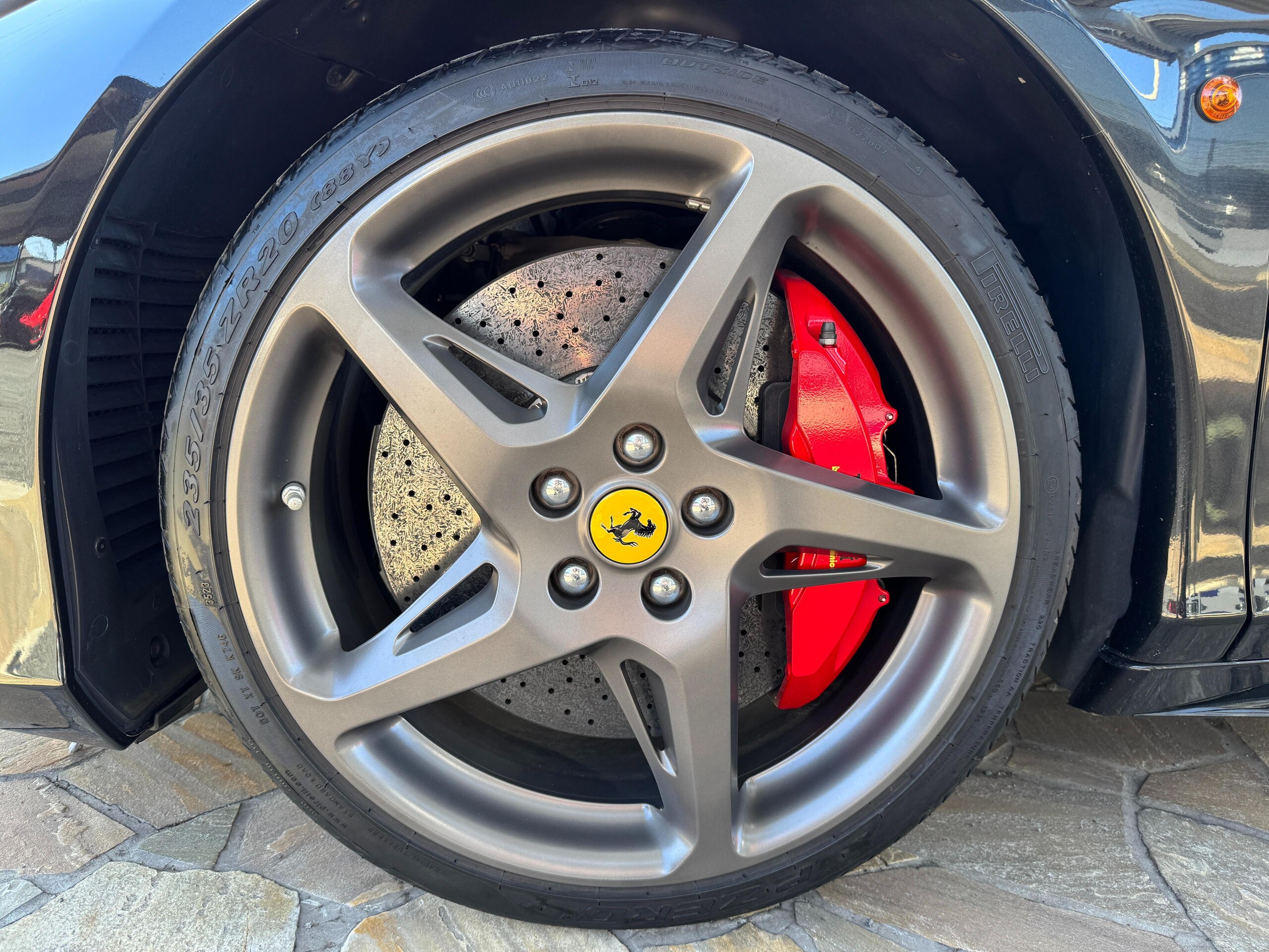 2015 Ferrari 458 Italia F1 DCT — Photo 31 / 53