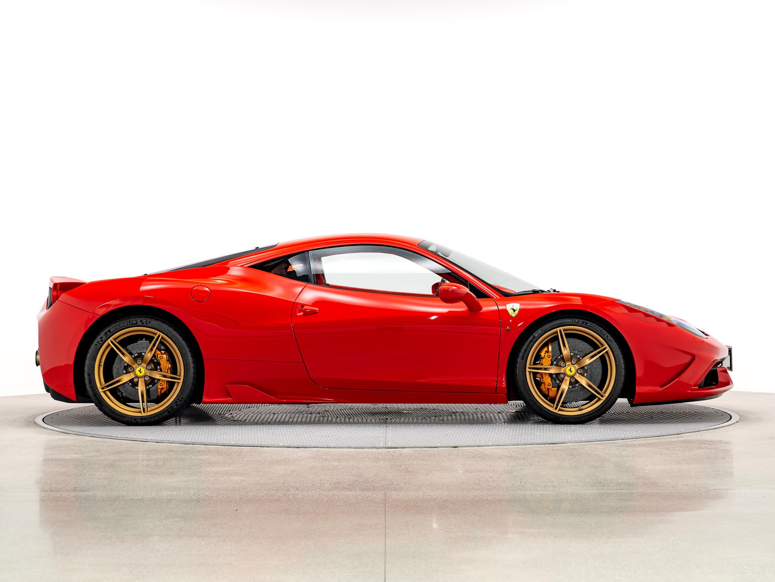 2015 Ferrari 458 Speciale — Photo 7 / 25