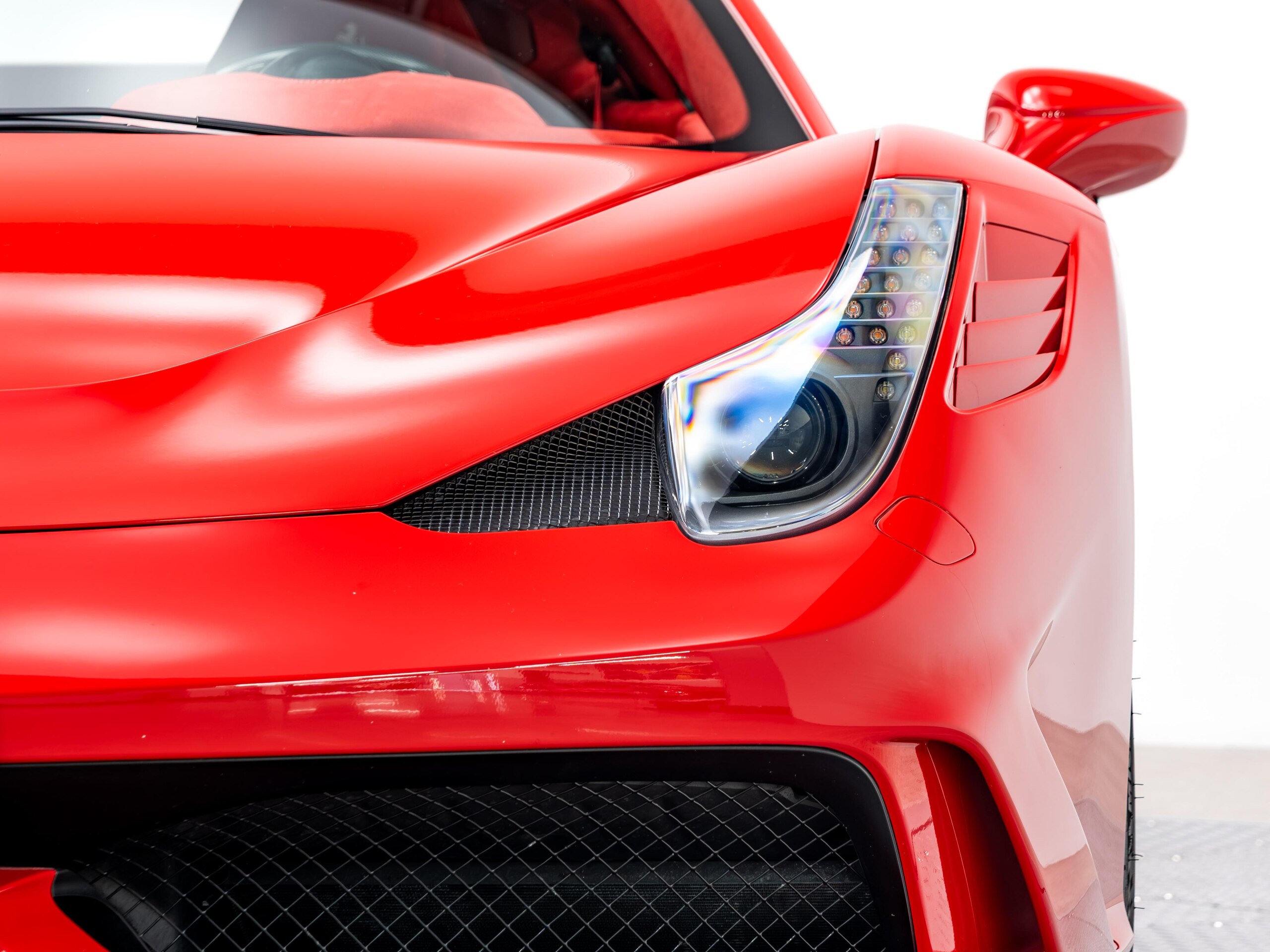 2015 Ferrari 458 Speciale — Photo 17 / 25