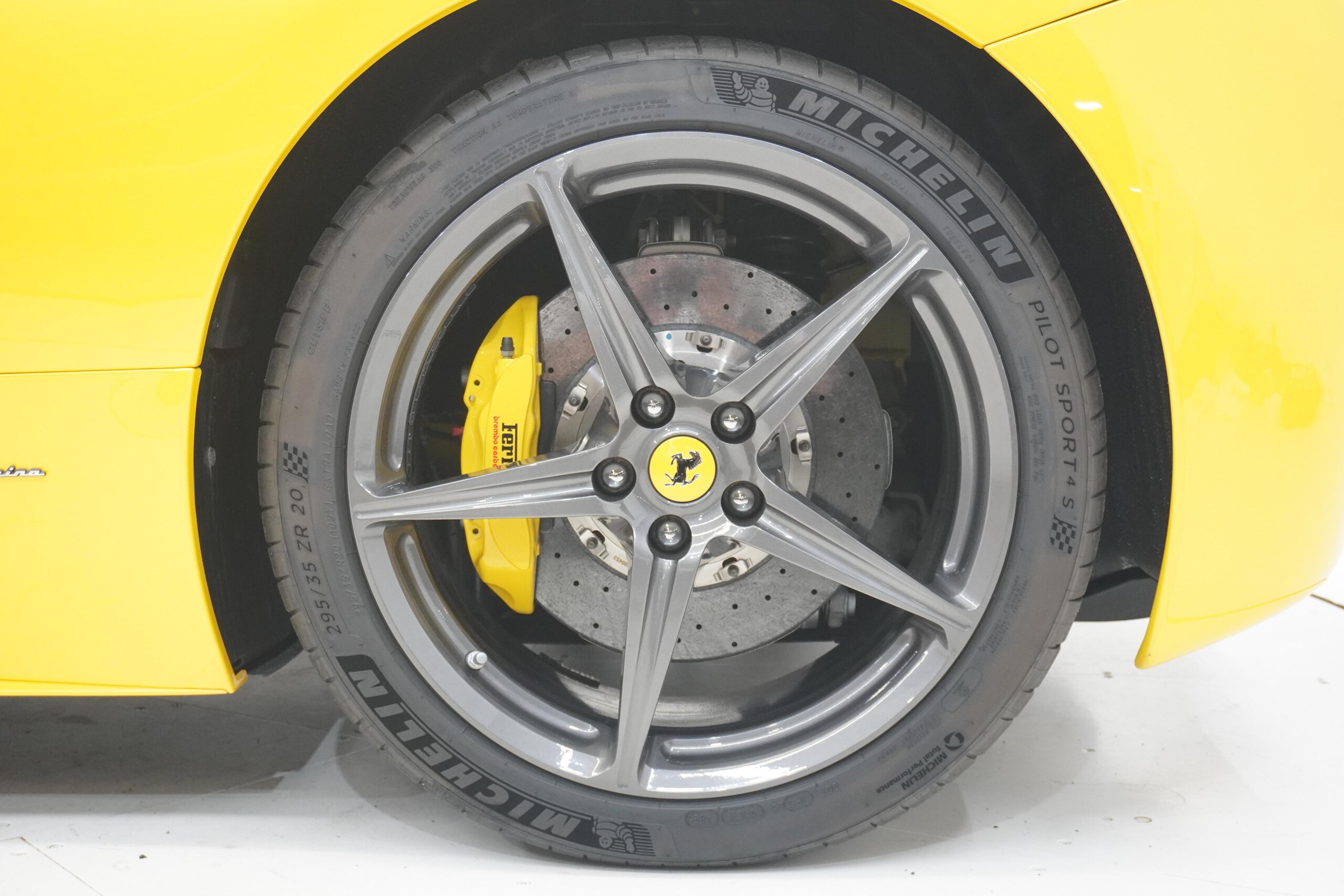 2015 Ferrari 458 Spider — Photo 21 / 70