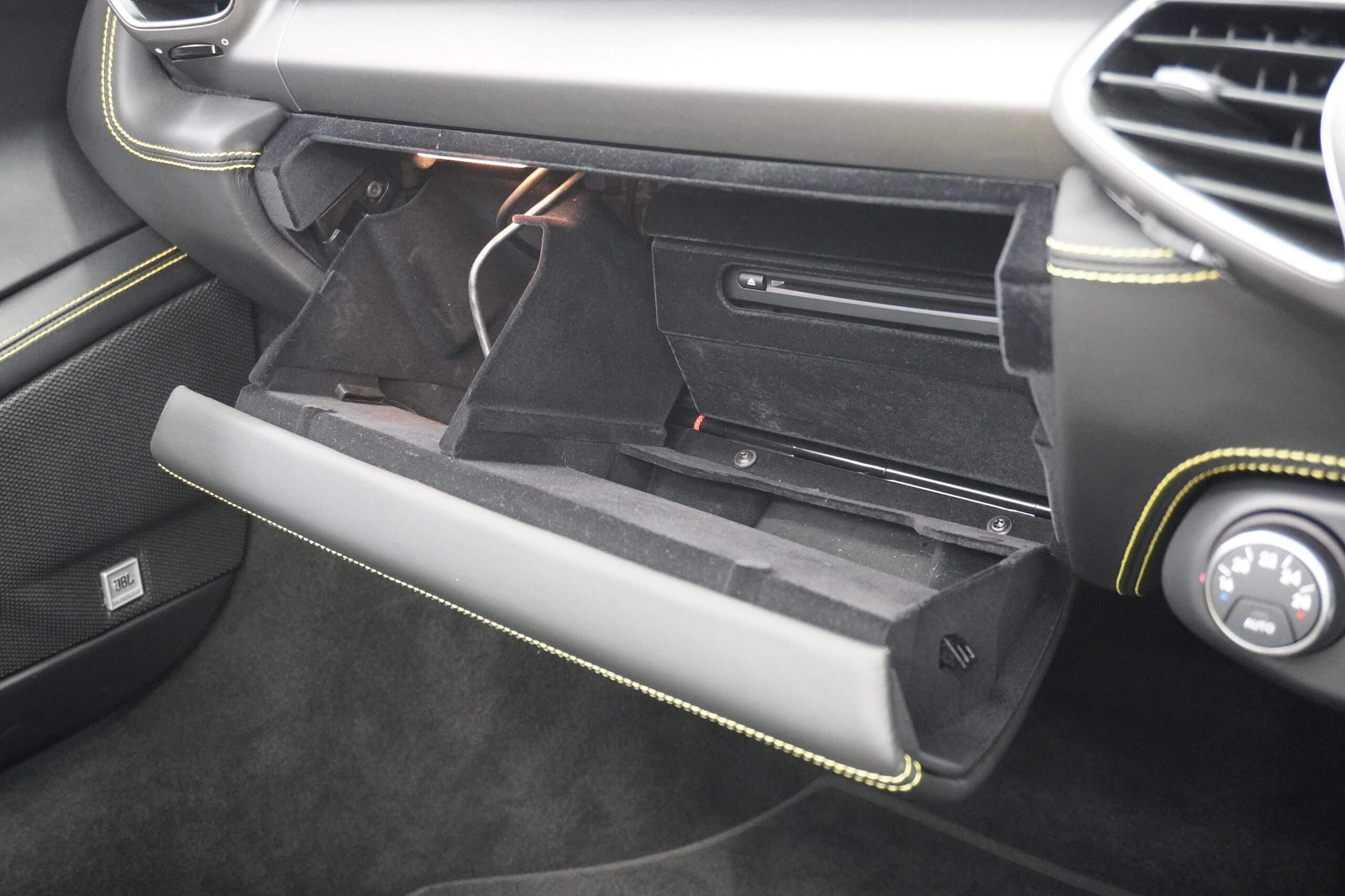 2015 Ferrari 458 Spider — Photo 41 / 70