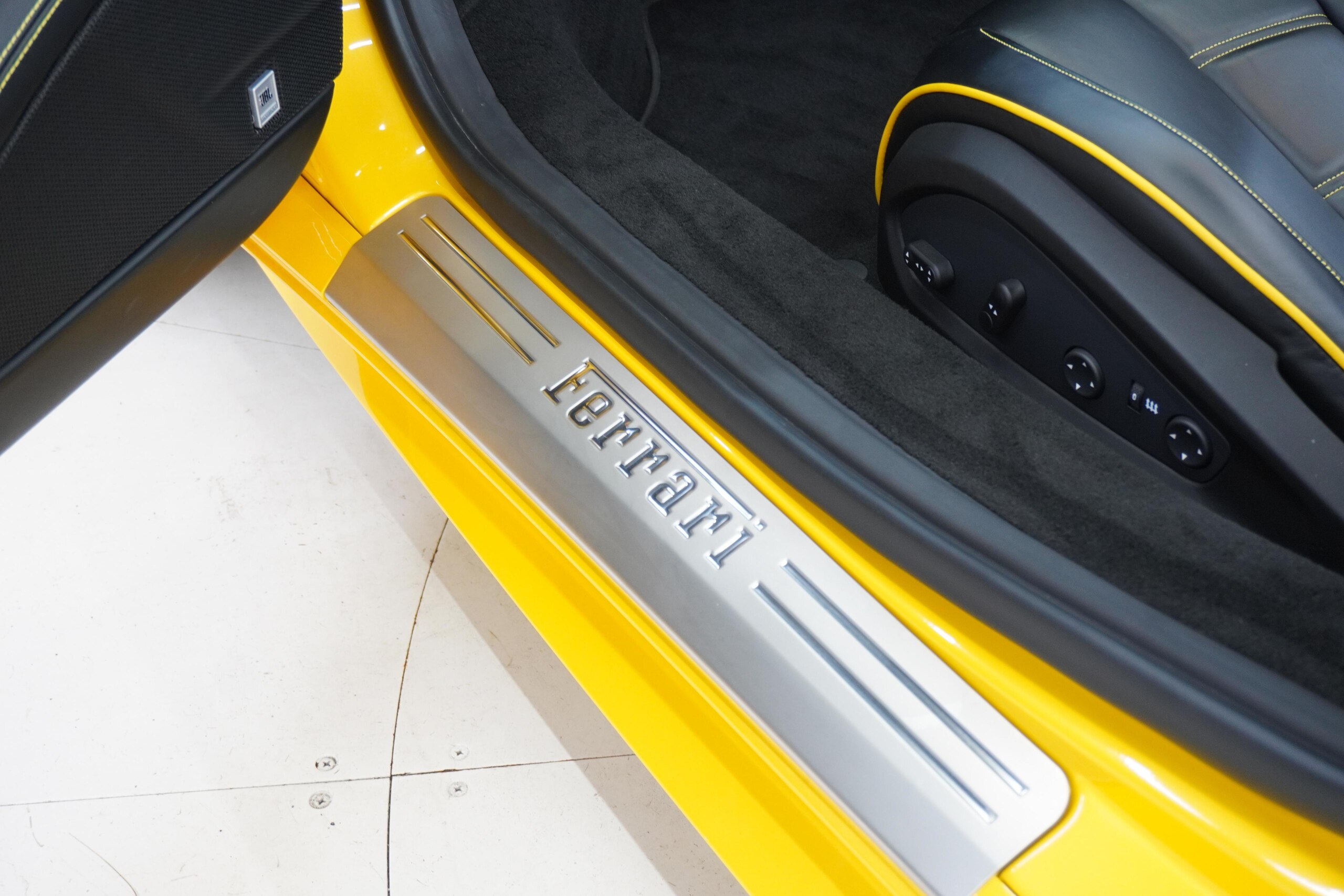 2015 Ferrari 458 Spider — Photo 61 / 70