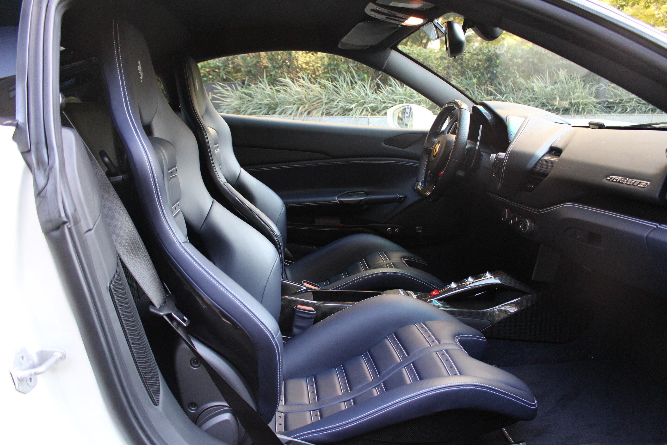 2015 Ferrari 488GTB — Photo 15 / 17