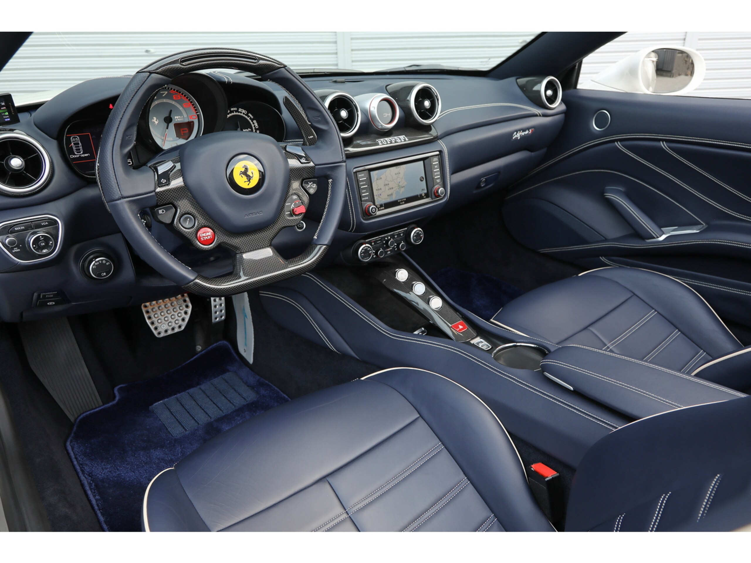 2015 Ferrari California T — Photo 6 / 59
