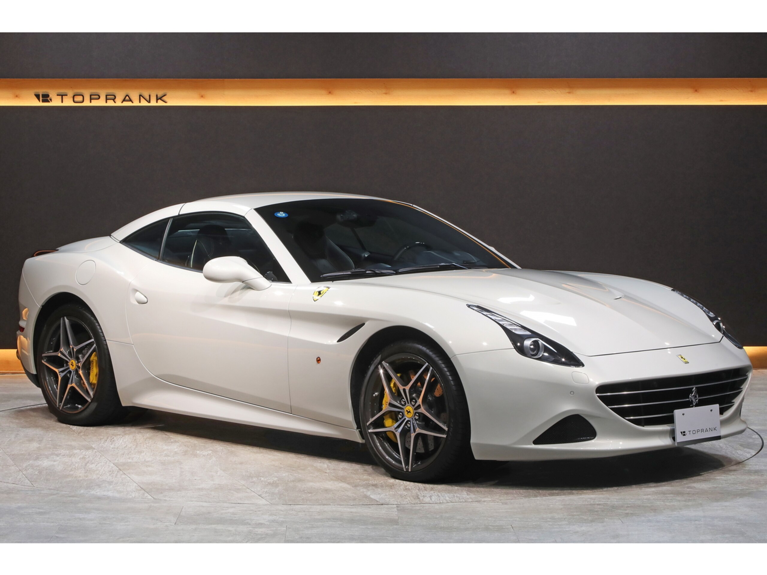 2015 Ferrari California T — Photo 13 / 59
