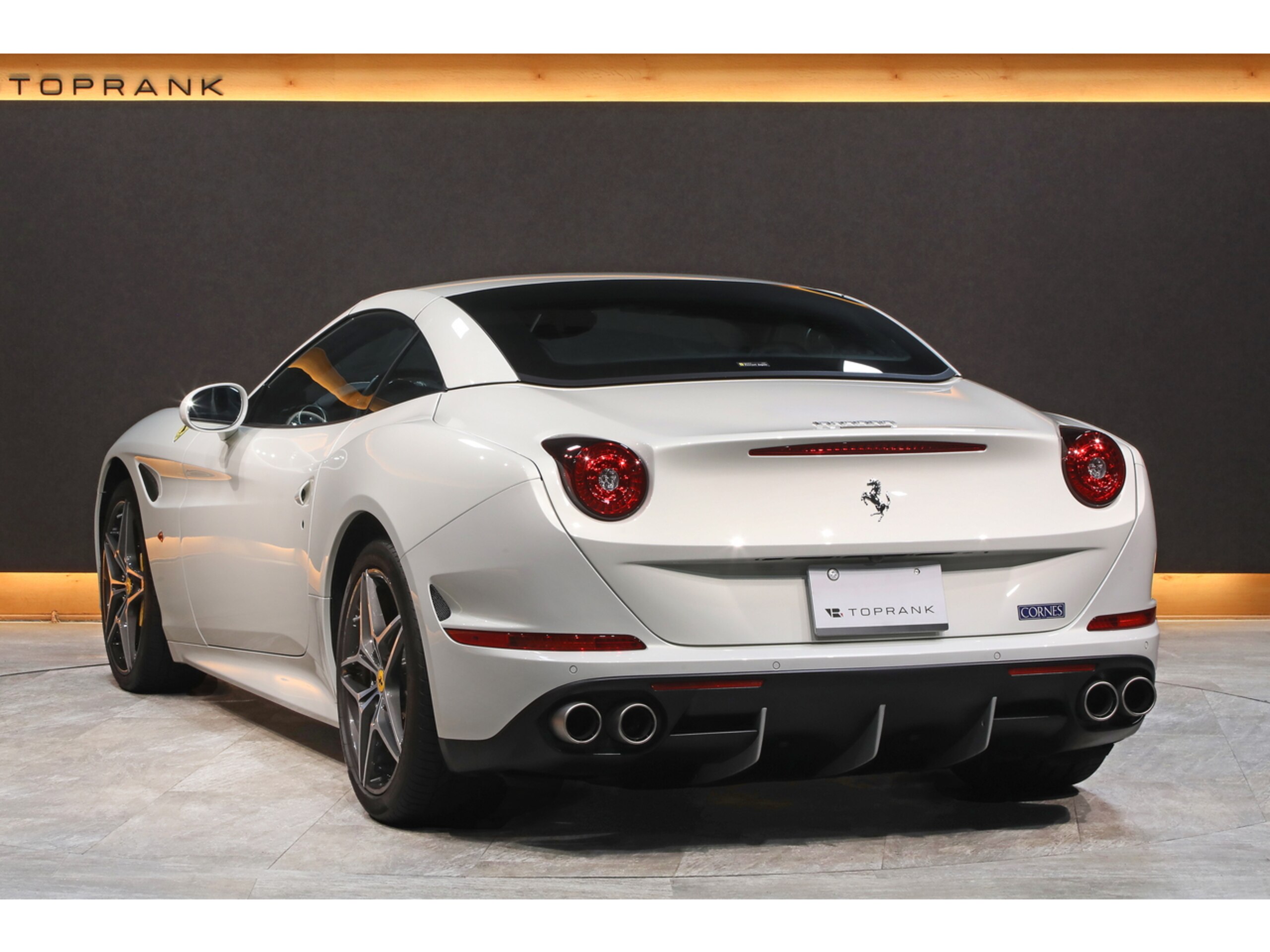2015 Ferrari California T — Photo 18 / 59