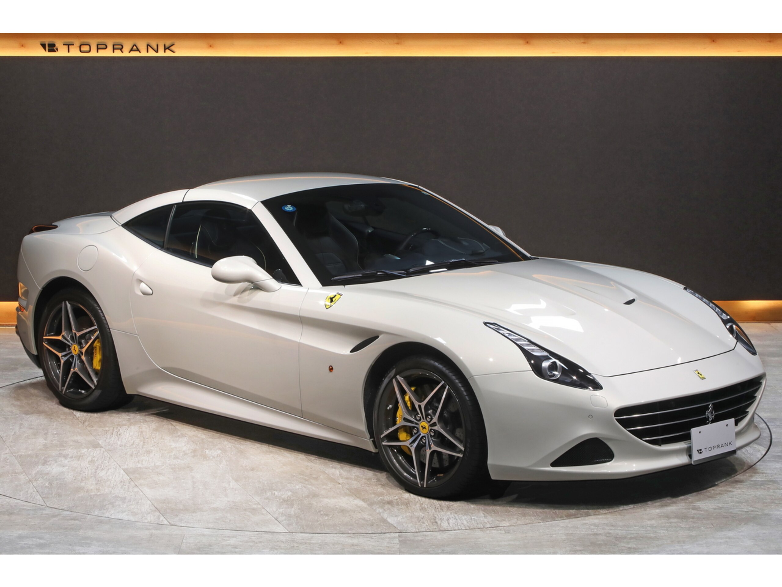 2015 Ferrari California T — Photo 25 / 59
