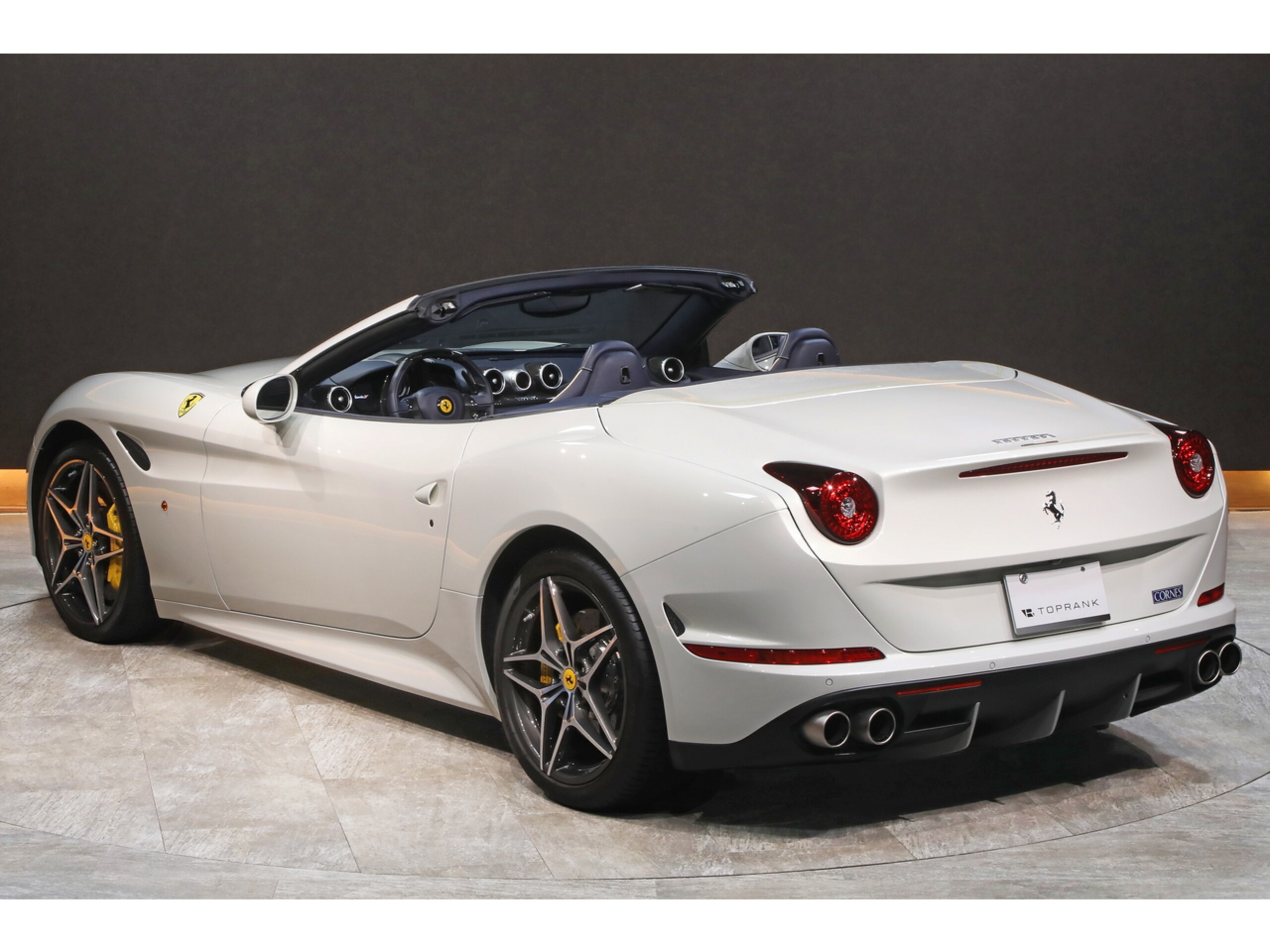 2015 Ferrari California T — Photo 28 / 59