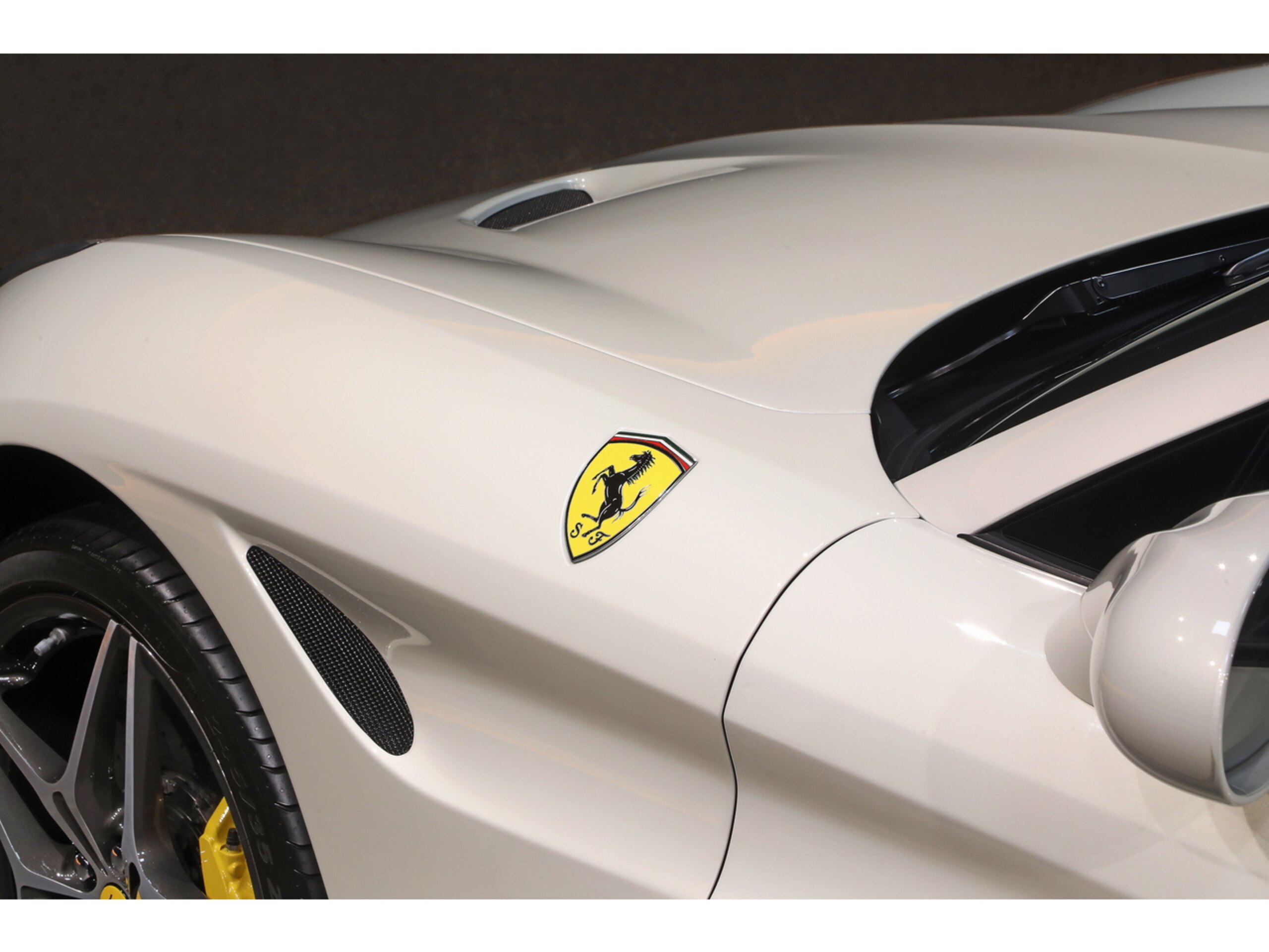 2015 Ferrari California T — Photo 34 / 59