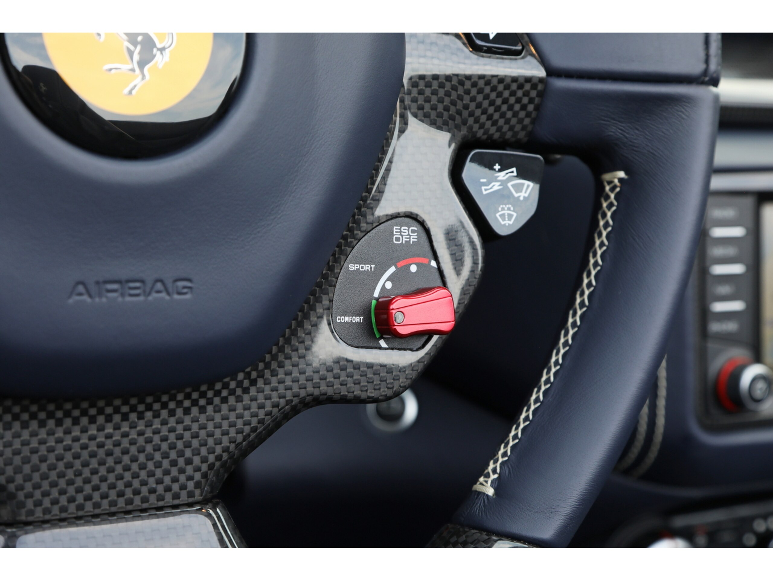 2015 Ferrari California T — Photo 53 / 59