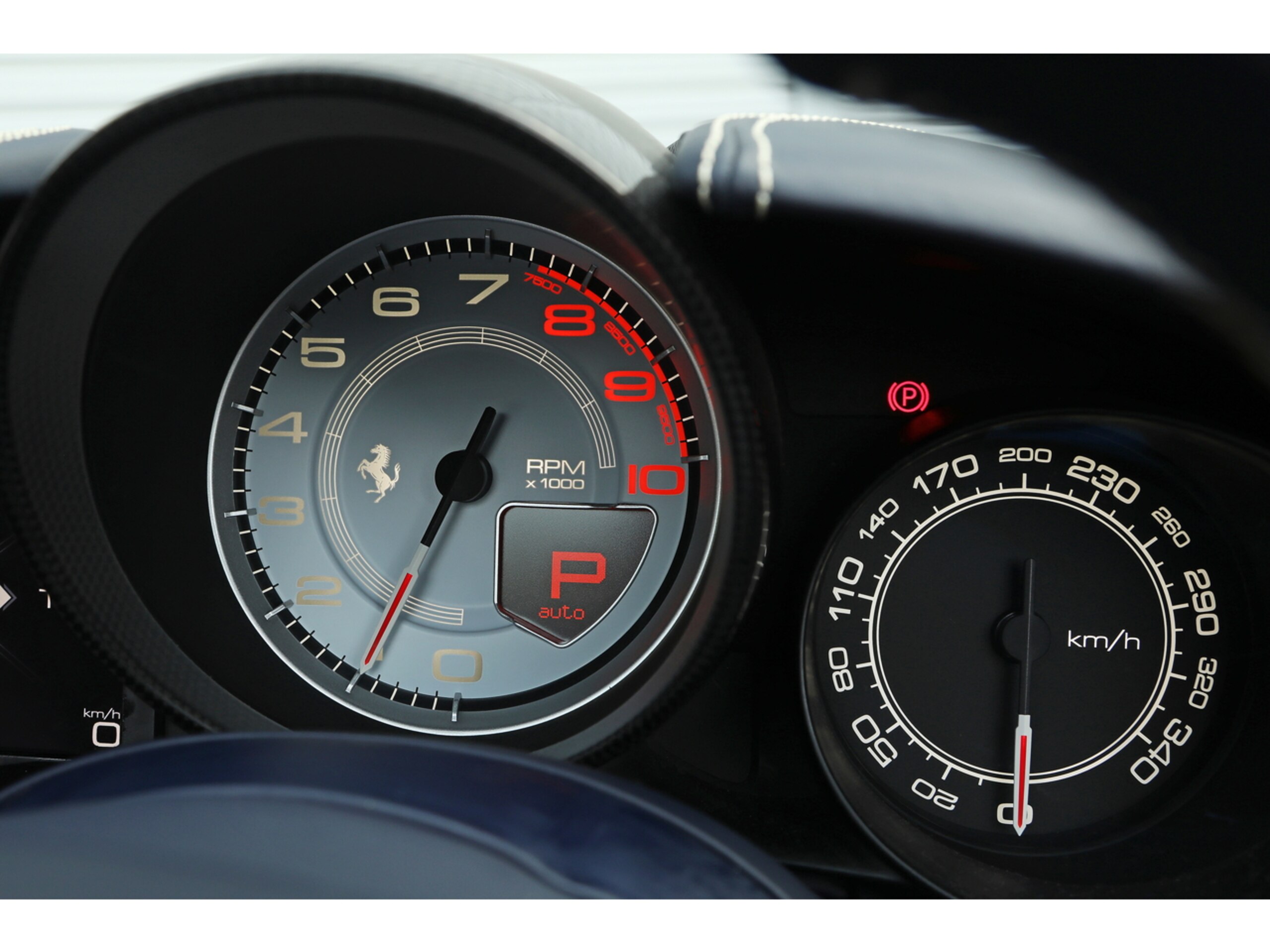 2015 Ferrari California T — Photo 54 / 59